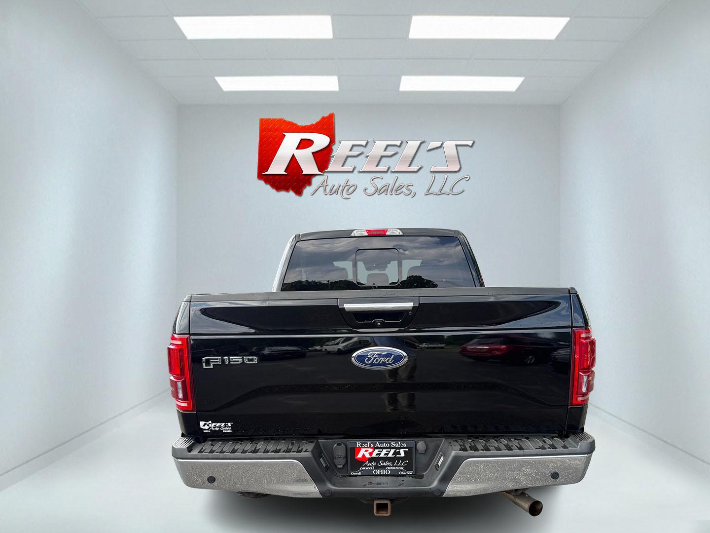 2017 Black /Black Ford F-150 Lariat SuperCrew 5.5-ft. Bed 4WD (1FTEW1EG6HF) with an 3.5L V6 Twin Turbo engine, Automatic transmission, located at 547 E. Main St., Orwell, OH, 44076, (440) 437-5893, 41.535435, -80.847855 - 2017 Ford F-150 Lariat Crew Cab 4WD – Loaded Luxury Truck with Twin-Turbo Power and Massive Towing! This 2017 Ford F-150 Lariat Crew Cab 4WD is a premium, well-equipped full-size truck that offers luxury comfort and serious capability. Powered by the potent 3.5L Twin-Turbo EcoBoost V6 engine pair- Photo#37
