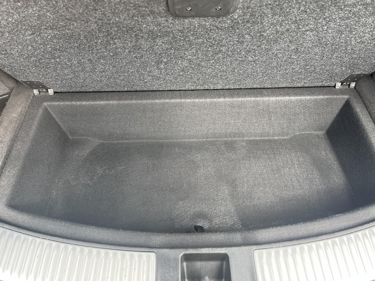 2017 Black /BLack Acura MDX Sport Hybrid SH-AWD w/Advance Package (5FRYD7H76HB) with an 3.0L V6 DOHC 24V HYBRID engine, Automatic transmission, located at 547 E. Main St., Orwell, OH, 44076, (440) 437-5893, 41.535435, -80.847855 - 2017 Acura MDX Sport Hybrid AWD – Luxury 3-Row Hybrid SUV with Strong Performance and Premium Features! This 2017 Acura MDX Sport Hybrid AWD is a refined and capable 3-row luxury SUV that combines hybrid efficiency with impressive performance. Powered by a smooth 3.0L V6 hybrid powertrain paired- Photo#16