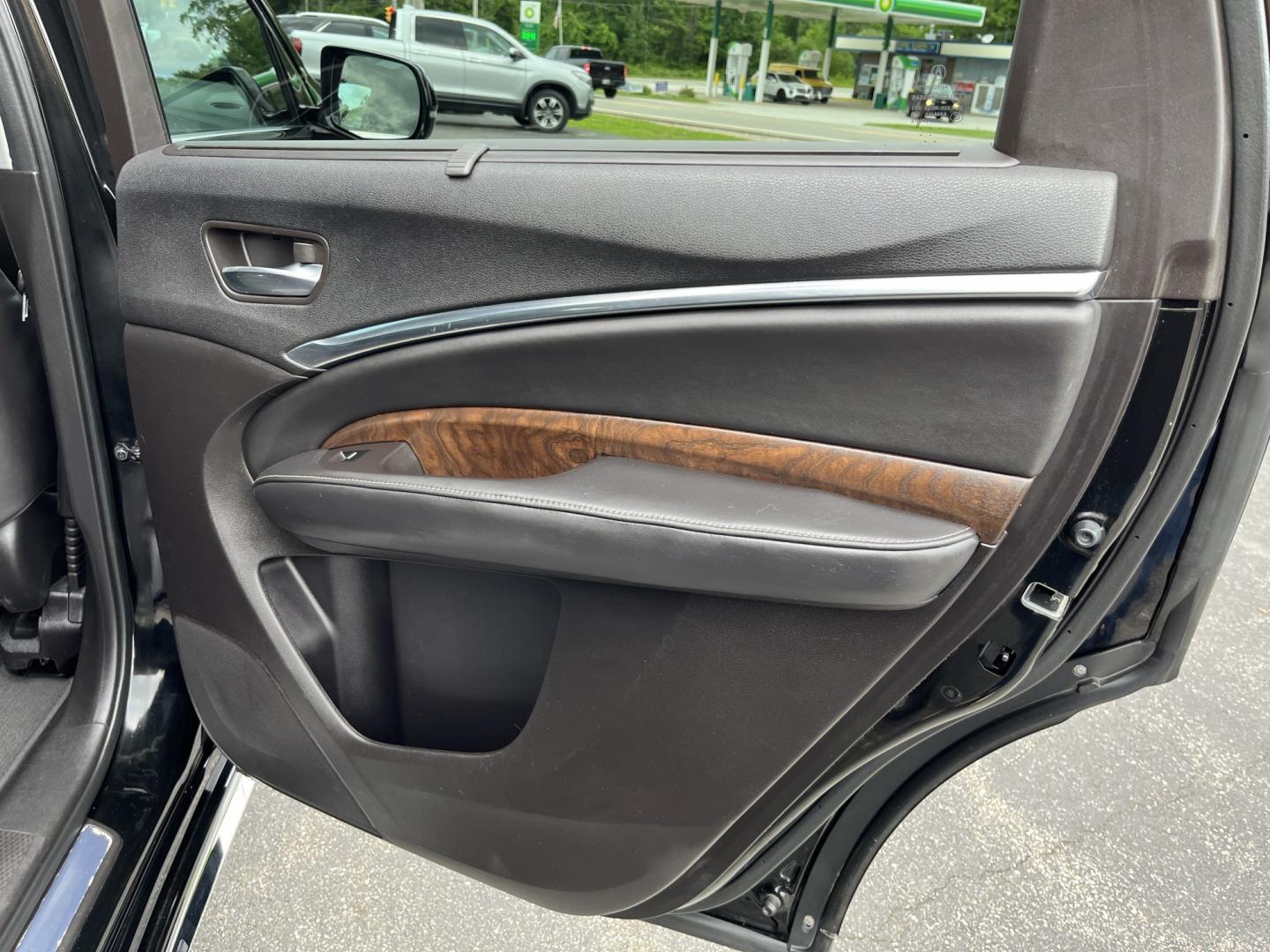 2017 Black /BLack Acura MDX Sport Hybrid SH-AWD w/Advance Package (5FRYD7H76HB) with an 3.0L V6 DOHC 24V HYBRID engine, Automatic transmission, located at 547 E. Main St., Orwell, OH, 44076, (440) 437-5893, 41.535435, -80.847855 - 2017 Acura MDX Sport Hybrid AWD – Luxury 3-Row Hybrid SUV with Strong Performance and Premium Features! This 2017 Acura MDX Sport Hybrid AWD is a refined and capable 3-row luxury SUV that combines hybrid efficiency with impressive performance. Powered by a smooth 3.0L V6 hybrid powertrain paired- Photo#40