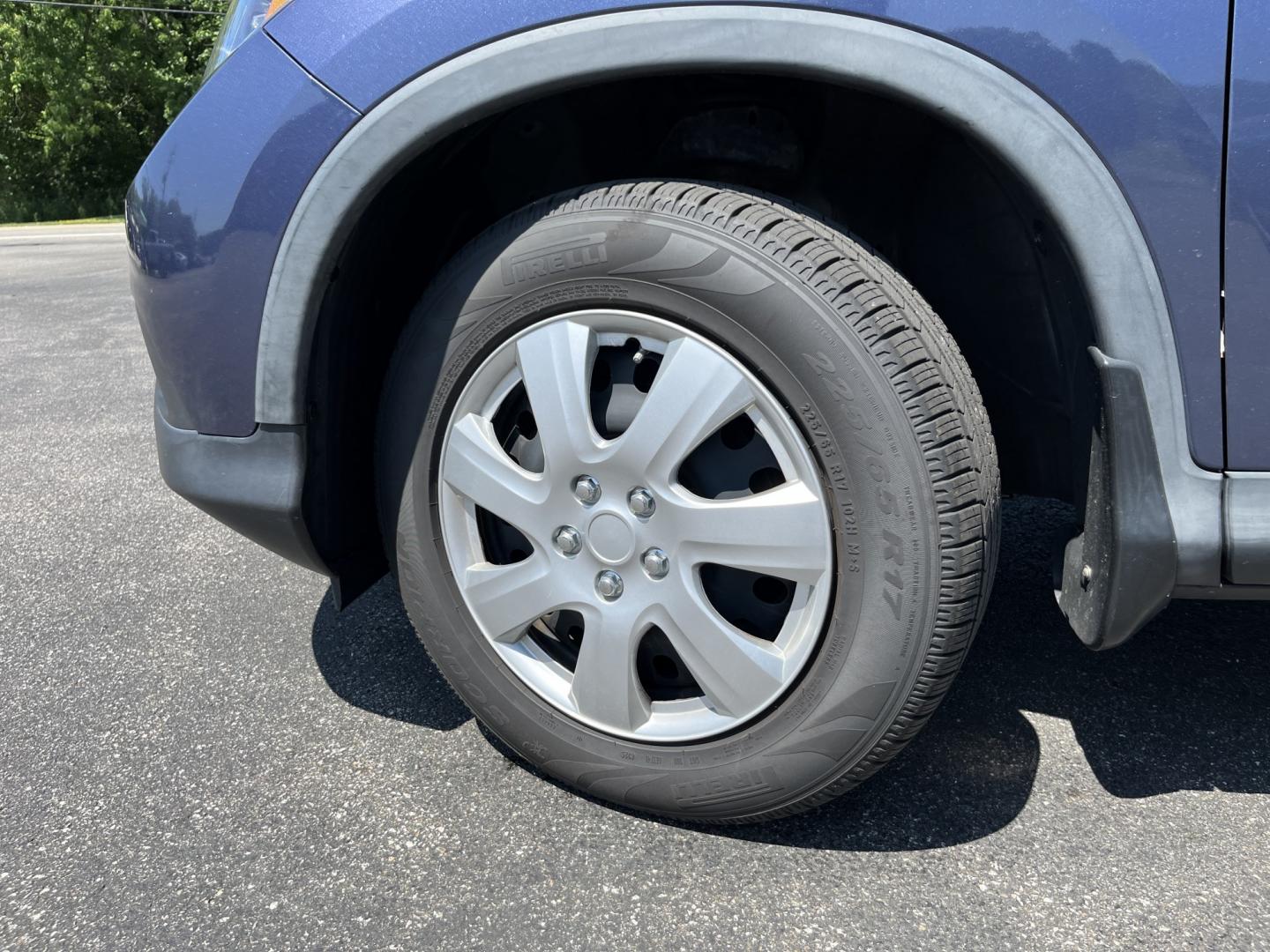 2012 Blue /Gray Honda CR-V LX 4WD 5-Speed AT (5J6RM4H36CL) with an 2.4L I4 DOHC 16V engine, Automatic transmission, located at 11115 Chardon Rd. , Chardon, OH, 44024, (440) 214-9705, 41.580246, -81.241943 - 2012 Honda CR-V LX AWD – Reliable Compact SUV with Great Tires and Modern Upgrades! This 2012 Honda CR-V LX AWD is a clean, reliable, and fuel-efficient compact SUV that’s perfect for daily driving and light adventures. Powered by a smooth 2.4L I4 engine paired with a durable 5-speed automatic- Photo#12
