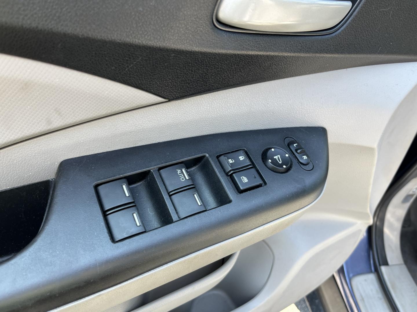 2012 Blue /Gray Honda CR-V LX 4WD 5-Speed AT (5J6RM4H36CL) with an 2.4L I4 DOHC 16V engine, Automatic transmission, located at 11115 Chardon Rd. , Chardon, OH, 44024, (440) 214-9705, 41.580246, -81.241943 - 2012 Honda CR-V LX AWD – Reliable Compact SUV with Great Tires and Modern Upgrades! This 2012 Honda CR-V LX AWD is a clean, reliable, and fuel-efficient compact SUV that’s perfect for daily driving and light adventures. Powered by a smooth 2.4L I4 engine paired with a durable 5-speed automatic- Photo#15