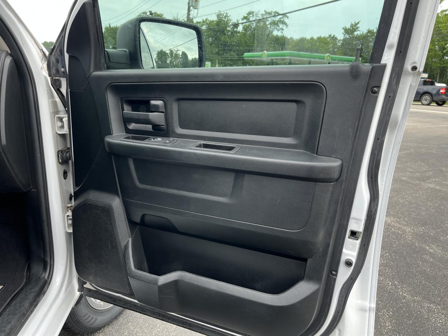 2018 White /Black RAM 1500 Express Quad Cab 4WD (1C6RR7FT2JS) with an 5.7L V8 OHV 16V engine, Automatic transmission, located at 547 E. Main St., Orwell, OH, 44076, (440) 437-5893, 41.535435, -80.847855 - 2018 Ram 1500 Express Quad Cab 4WD – HEMI Power with Fresh All Terrain Tires and Strong Towing! This 2018 Ram 1500 Express Quad Cab 4WD is a clean, capable full-size truck that’s ready for work or weekend duty. Powered by the strong 5.7L HEMI V8 engine paired with a smooth 8-speed automatic tran- Photo#31