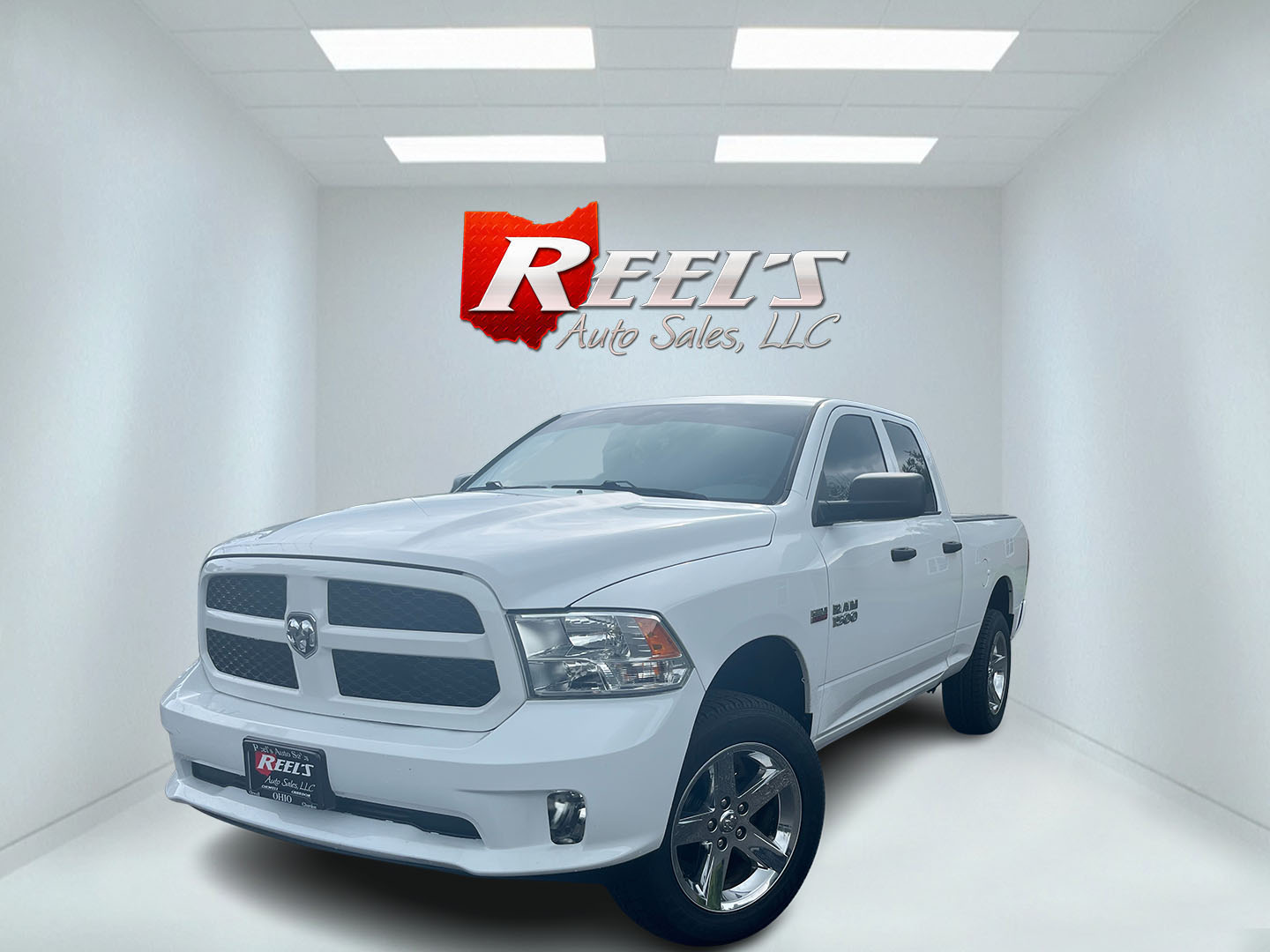 photo of 2018 RAM 1500 Express Quad Cab 4WD
