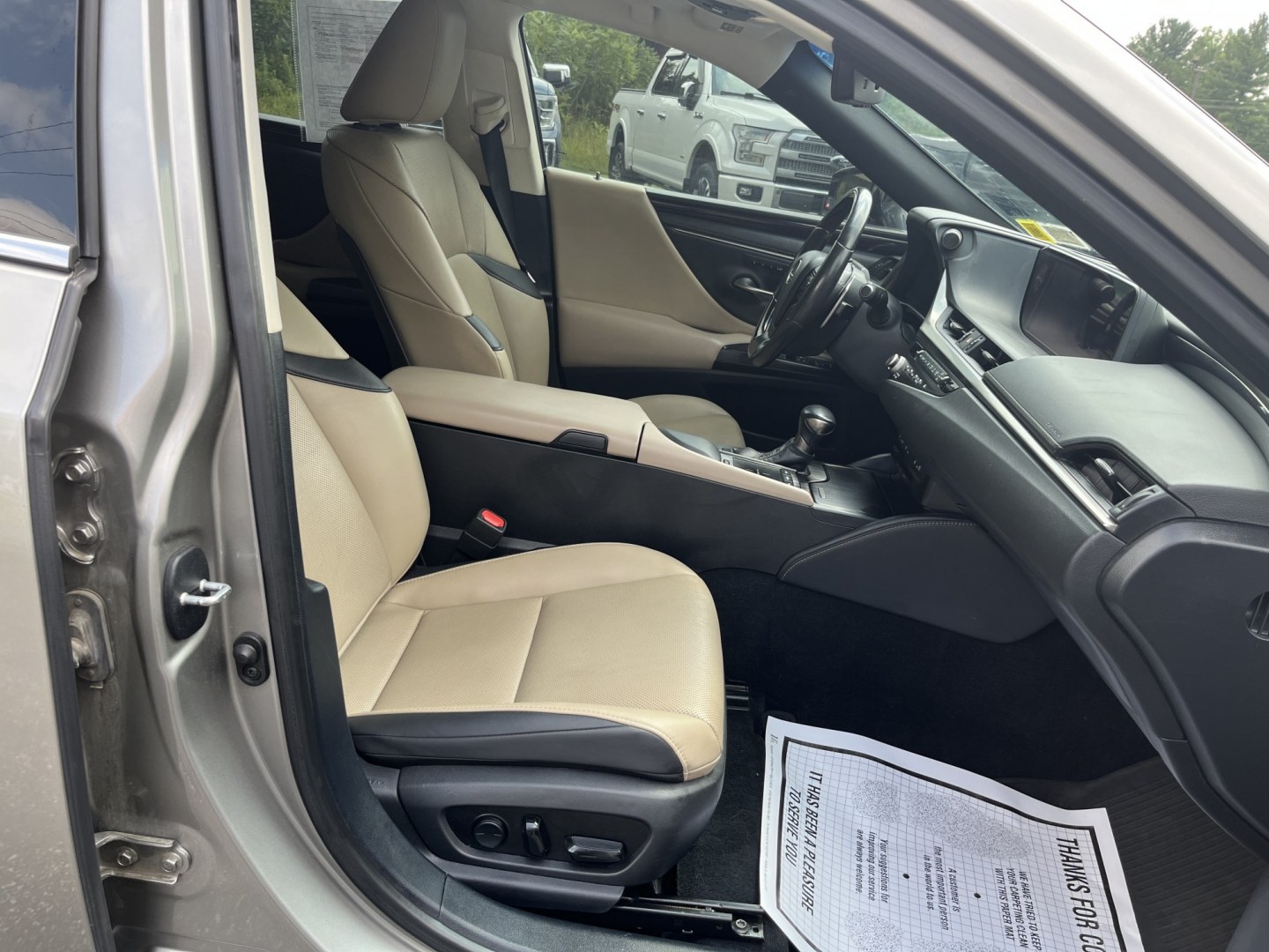 2021 Gray /Gray Lexus ES 250 Premium (58AD11D17MU) with an 2.5L I4 DOHC 16V engine, Automatic transmission, located at 11115 Chardon Rd. , Chardon, OH, 44024, (440) 214-9705, 41.580246, -81.241943- Photo#36