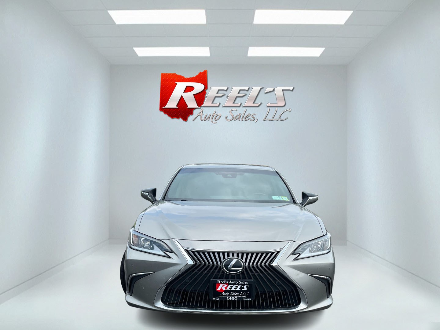 2021 Gray /Gray Lexus ES 250 Premium (58AD11D17MU) with an 2.5L I4 DOHC 16V engine, Automatic transmission, located at 11115 Chardon Rd. , Chardon, OH, 44024, (440) 214-9705, 41.580246, -81.241943- Photo#1