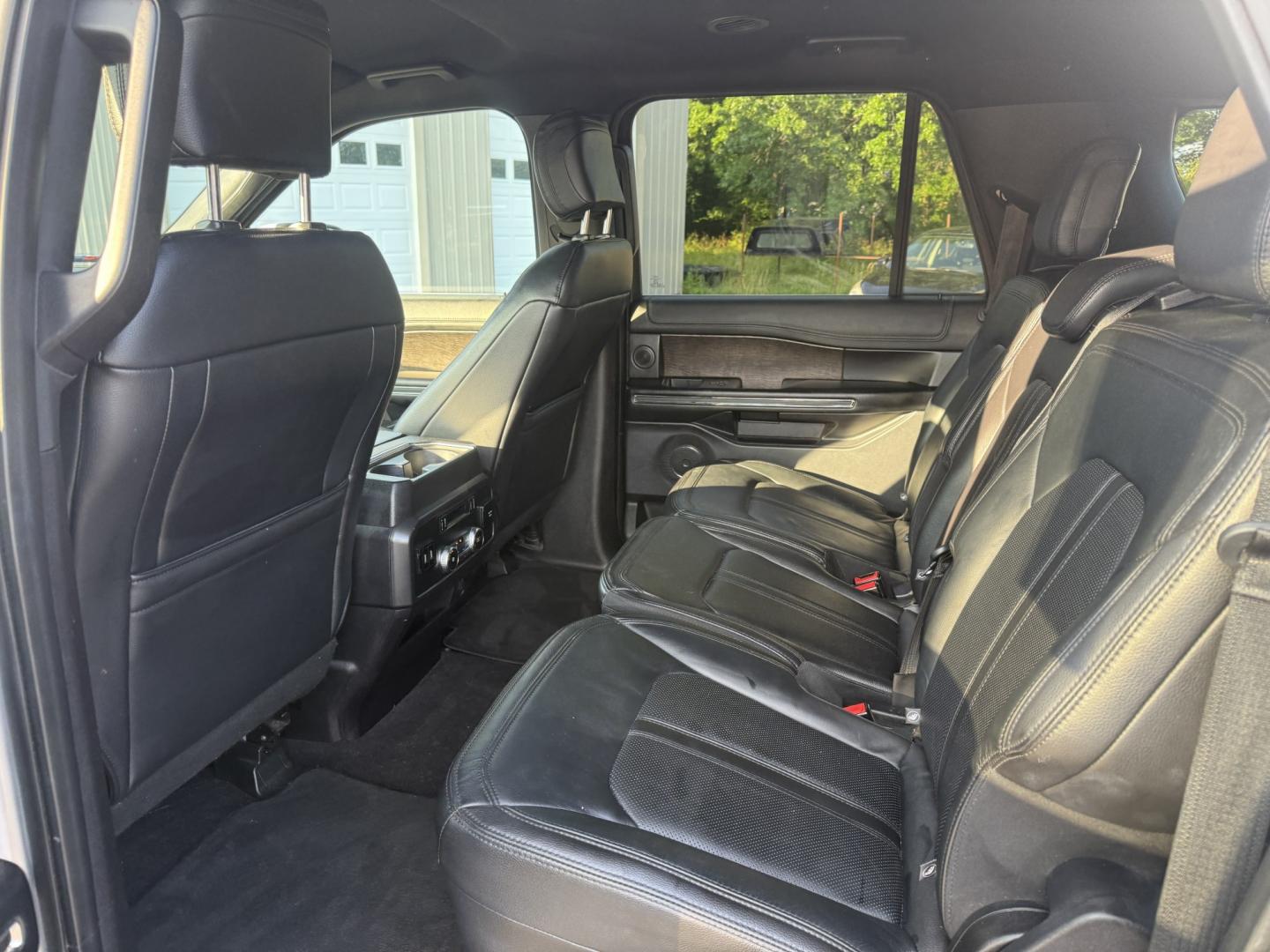 2019 Silver /Black Ford Expedition MAX Limited 4WD (1FMJK2AT3KE) with an 3.5L V6 DOHC 24V TWIN TURBO engine, Automatic transmission, located at 547 E. Main St., Orwell, OH, 44076, (440) 437-5893, 41.535435, -80.847855 - 2019 Ford Expedition Max Limited 4WD – Spacious 3-Row Luxury SUV with Twin-Turbo Power and Premium Comfort! This 2019 Ford Expedition Max Limited 4WD is a commanding full-size SUV that offers massive interior space, strong performance, and upscale luxury. Powered by the potent 3.5L Twin-Turbo Eco- Photo#22