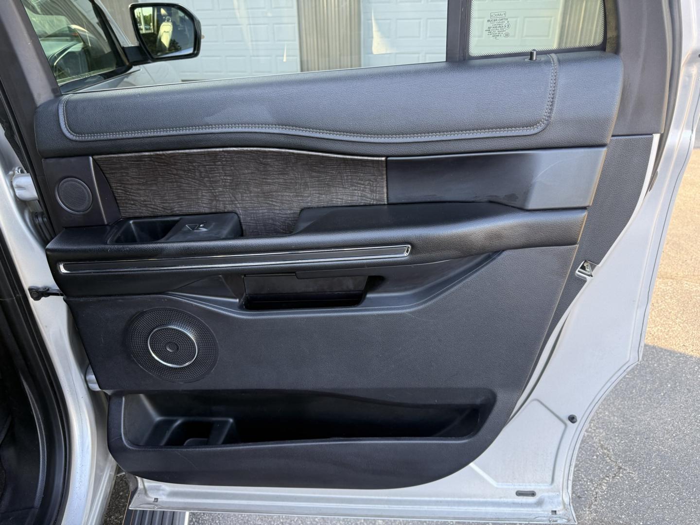 2019 Silver /Black Ford Expedition MAX Limited 4WD (1FMJK2AT3KE) with an 3.5L V6 DOHC 24V TWIN TURBO engine, Automatic transmission, located at 547 E. Main St., Orwell, OH, 44076, (440) 437-5893, 41.535435, -80.847855 - 2019 Ford Expedition Max Limited 4WD – Spacious 3-Row Luxury SUV with Twin-Turbo Power and Premium Comfort! This 2019 Ford Expedition Max Limited 4WD is a commanding full-size SUV that offers massive interior space, strong performance, and upscale luxury. Powered by the potent 3.5L Twin-Turbo Eco- Photo#42