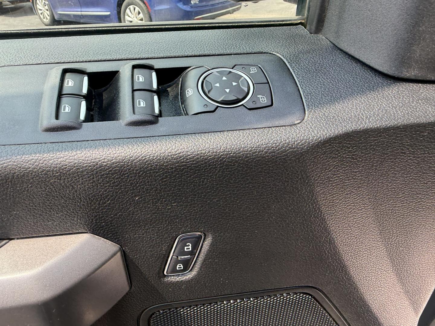 2018 Gray /Black Ford F-150 XLT SuperCrew 5.5-ft. Bed 4WD (1FTEW1EP4JF) with an 2.7L V6 DOHC 24V TWIN TURBO engine, Automatic transmission, located at 547 E. Main St., Orwell, OH, 44076, (440) 437-5893, 41.535435, -80.847855 - 2018 Ford F-150 XLT Crew Cab 4WD – Sporty Twin-Turbo Power with Fresh All-Terrain Tires and Modern Tech! This 2018 Ford F-150 XLT Crew Cab 4WD is a sharp, well-equipped full-size truck that offers strong performance and practical features. Powered by a responsive 2.7L Twin-Turbo EcoBoost V6 engin- Photo#10