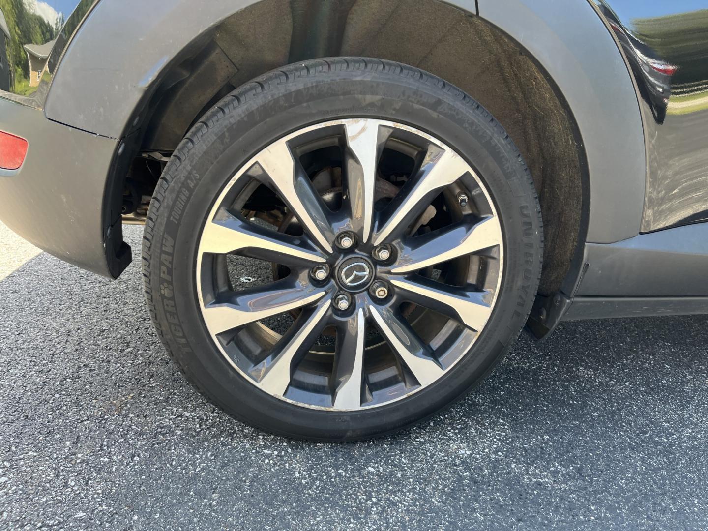 2019 Black /Black Mazda CX-3 Touring AWD (JM1DKFC71K1) with an 2.0L I4 DOHC 16V engine, Automatic transmission, located at 11115 Chardon Rd. , Chardon, OH, 44024, (440) 214-9705, 41.580246, -81.241943 - 2019 Mazda CX-3 Touring AWD – Sporty Compact Crossover with Premium Features and Strong Efficiency! This 2019 Mazda CX-3 Touring AWD is a fun-to-drive and stylish compact SUV that offers engaging performance and upscale comfort. Powered by a responsive 2.0L I4 engine paired with a smooth 6-speed- Photo#7