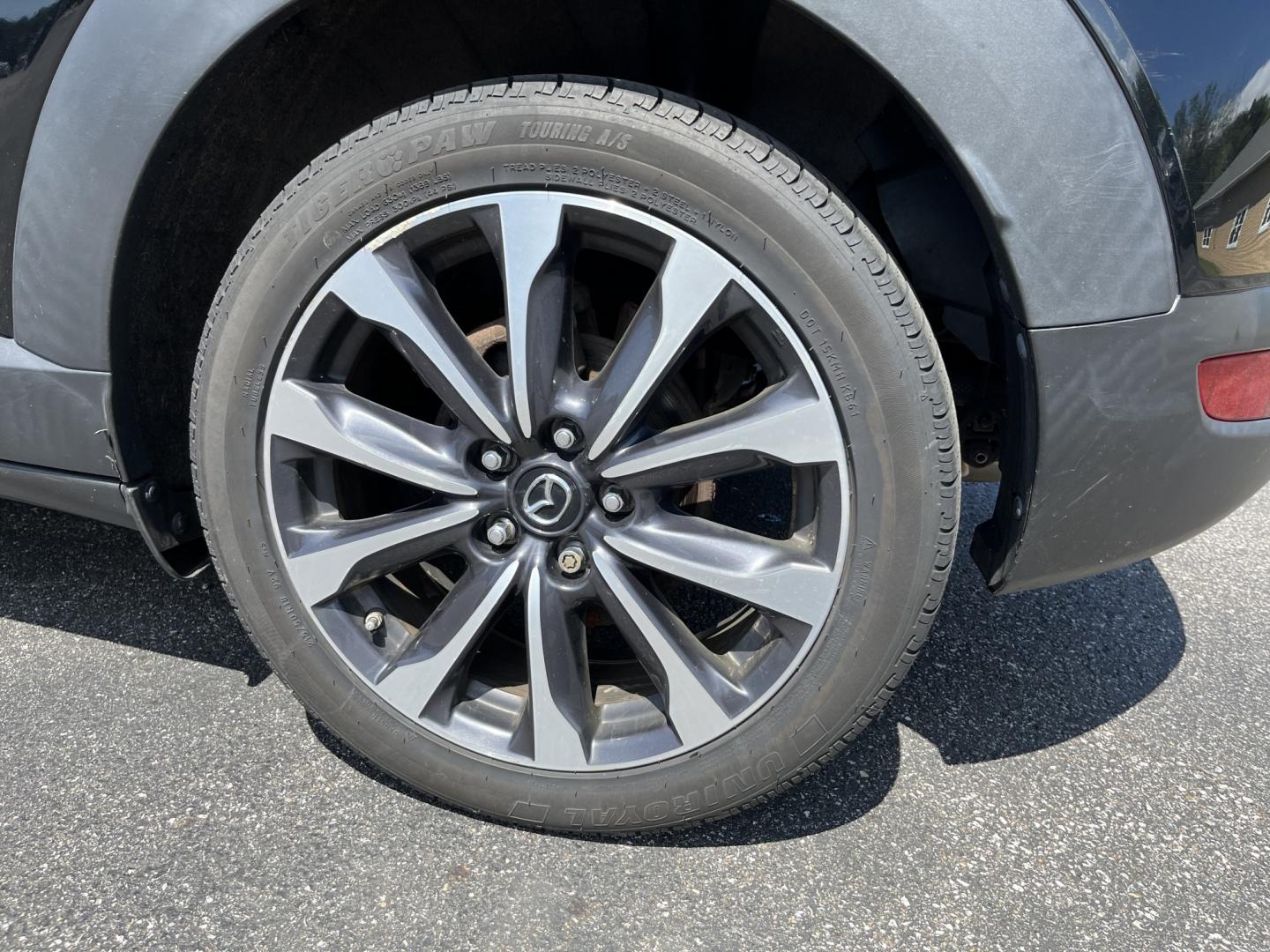 2019 Black /Black Mazda CX-3 Touring AWD (JM1DKFC71K1) with an 2.0L I4 DOHC 16V engine, Automatic transmission, located at 11115 Chardon Rd. , Chardon, OH, 44024, (440) 214-9705, 41.580246, -81.241943 - 2019 Mazda CX-3 Touring AWD – Sporty Compact Crossover with Premium Features and Strong Efficiency! This 2019 Mazda CX-3 Touring AWD is a fun-to-drive and stylish compact SUV that offers engaging performance and upscale comfort. Powered by a responsive 2.0L I4 engine paired with a smooth 6-speed- Photo#10