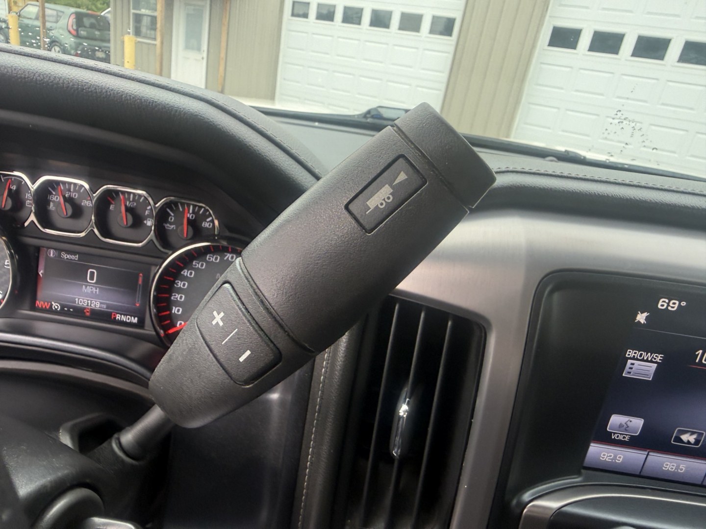 2015 White /Black GMC Sierra 1500 SLE Crew Cab Short Box 4WD (3GTU2UEC0FG) with an 5.3L V8 OHV 16V FFV engine, 6-Speed Automatic transmission, located at 547 E. Main St., Orwell, OH, 44076, (440) 437-5893, 41.535435, -80.847855 - 2015 GMC Sierra 1500 SLE Crew Cab 4WD – Strong V8 Power with Towing Capability and All-Terrain Package! This 2015 GMC Sierra 1500 SLE Crew Cab 4WD is a capable and well-equipped full-size truck that’s ready for work or weekend adventures. Powered by a strong 5.3L EcoTec3 V8 engine with flex fue- Photo#15