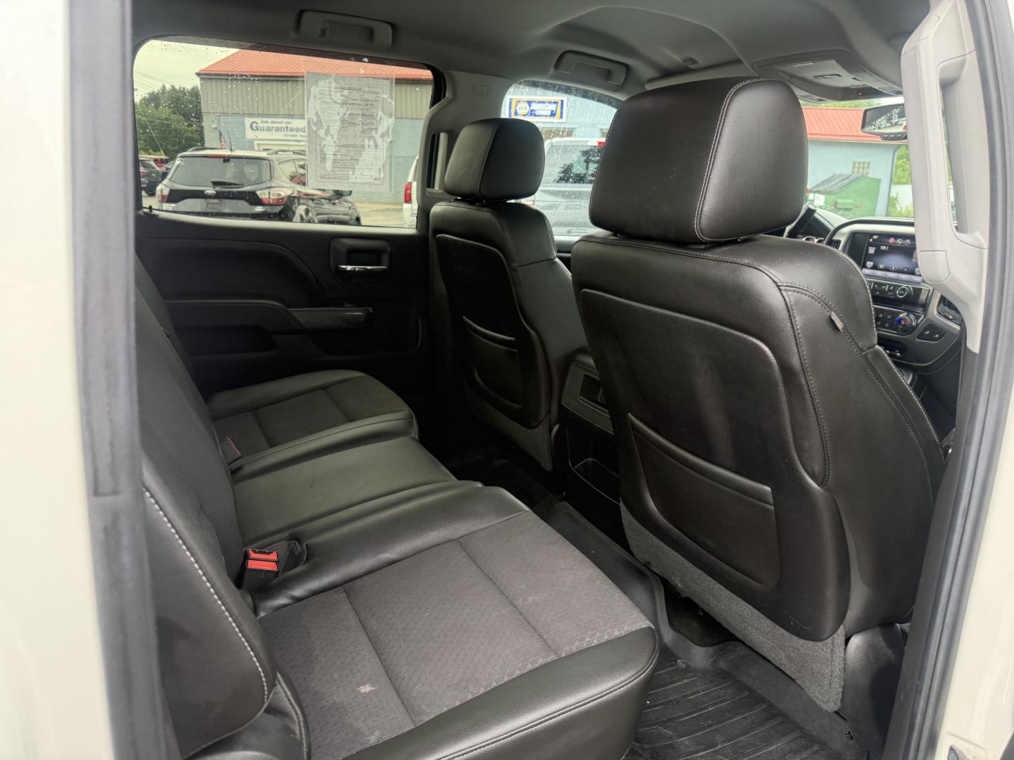 2015 White /Black GMC Sierra 1500 SLE Crew Cab Short Box 4WD (3GTU2UEC0FG) with an 5.3L V8 OHV 16V FFV engine, 6-Speed Automatic transmission, located at 547 E. Main St., Orwell, OH, 44076, (440) 437-5893, 41.535435, -80.847855 - 2015 GMC Sierra 1500 SLE Crew Cab 4WD – Strong V8 Power with Towing Capability and All-Terrain Package! This 2015 GMC Sierra 1500 SLE Crew Cab 4WD is a capable and well-equipped full-size truck that’s ready for work or weekend adventures. Powered by a strong 5.3L EcoTec3 V8 engine with flex fue- Photo#37