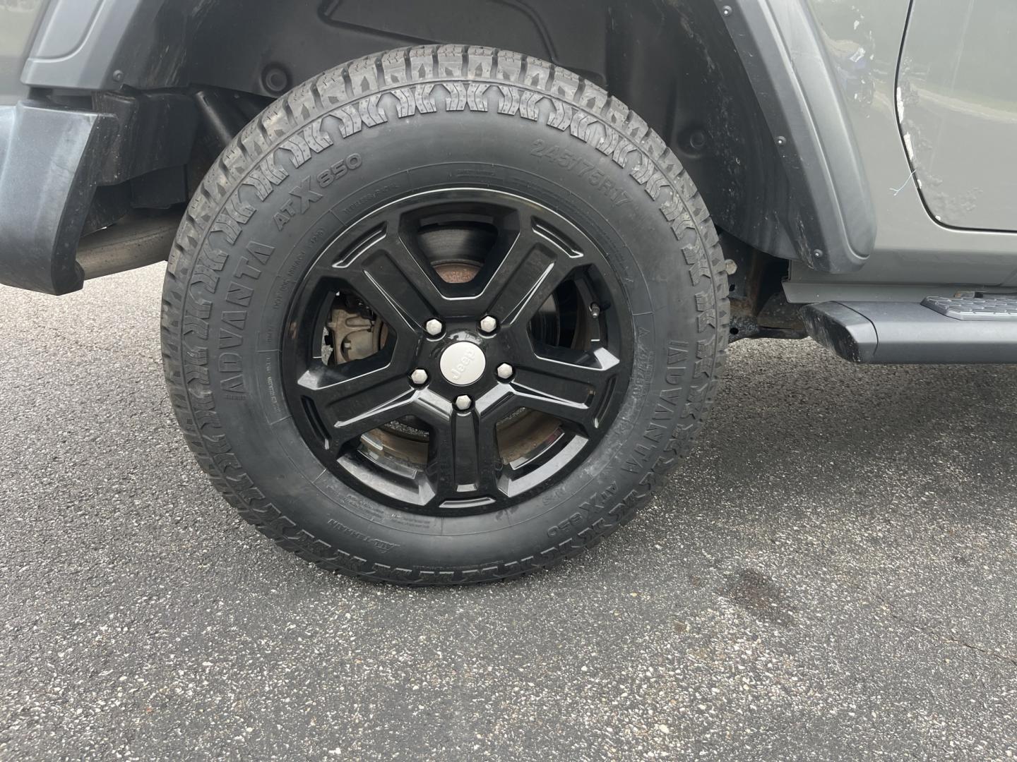 2019 Gray /Black Jeep Wrangler Sport 4WD (1C4GJXAG2KW) with an 3.6L V6 DOHC 24V FFV engine, 6 Speed Manual transmission, located at 11115 Chardon Rd. , Chardon, OH, 44024, (440) 214-9705, 41.580246, -81.241943 - 2019 Jeep Wrangler Sport S 4WD – Iconic Off-Roader with Manual Transmission and Fresh All-Terrain Tires! This 2019 Jeep Wrangler Sport S is a clean and capable 2-door that’s ready for trails or daily driving. Powered by the reliable 3.6L Pentastar V6 engine paired with a fun 6-speed manual tran- Photo#7