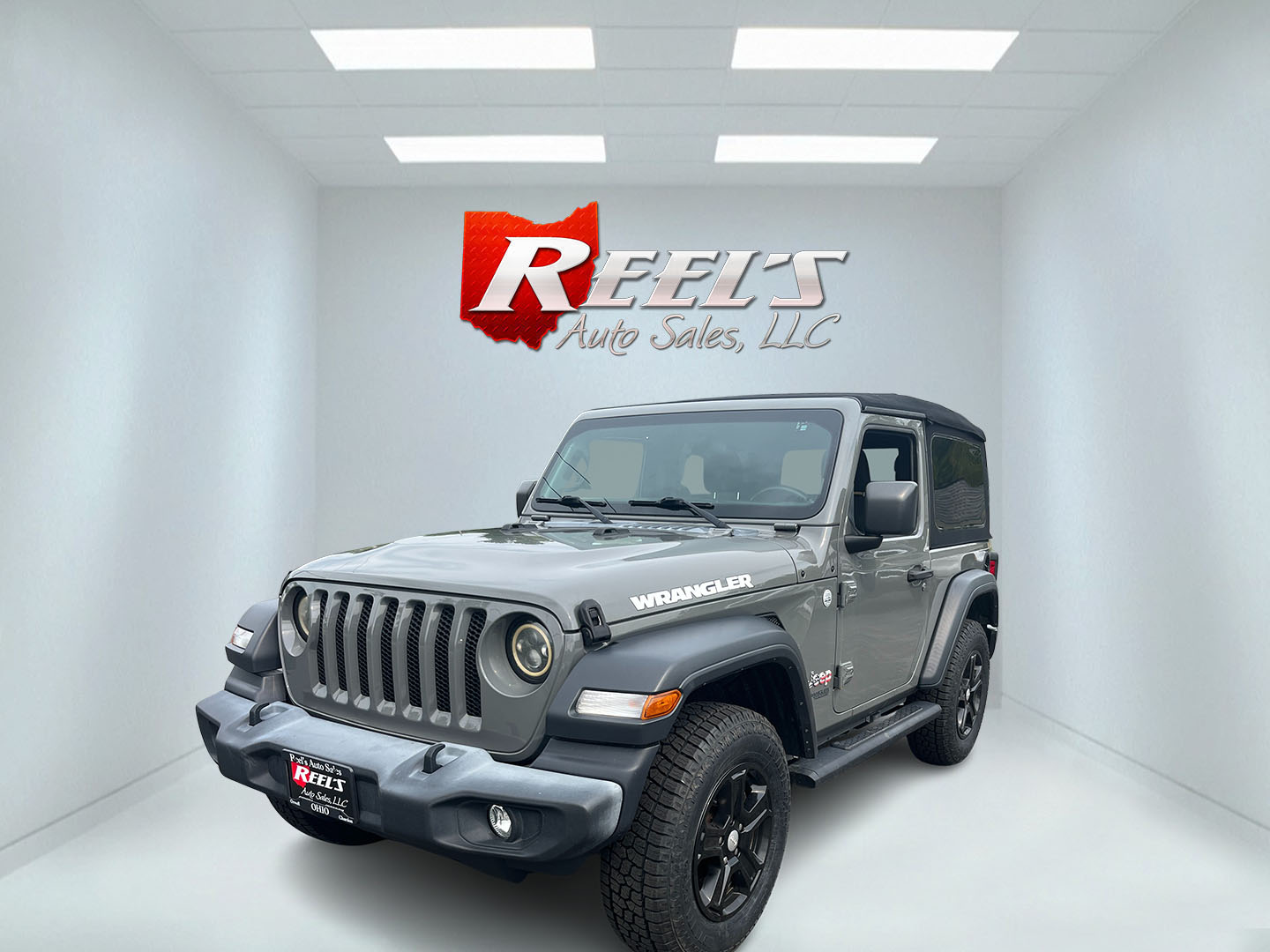 photo of 2019 Jeep Wrangler Sport 4WD