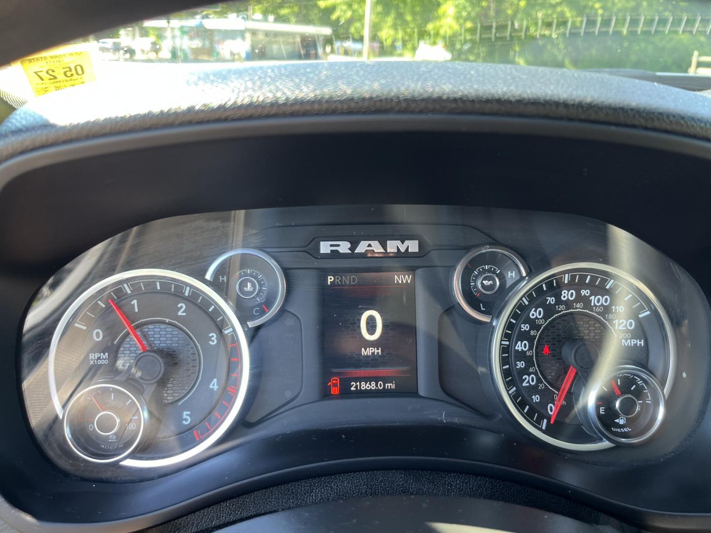 2024 Silver /Black RAM 2500 Tradesman Crew Cab SWB 4WD (3C6UR5CL9RG) with an 6.7L I6 OHV 24V TURBO DIESEL engine, Automatic transmission, located at 11115 Chardon Rd. , Chardon, OH, 44024, (440) 214-9705, 41.580246, -81.241943 - 2024 Ram 2500 Tradesman Crew Cab 4WD – Heavy-Duty Cummins Power with Massive Towing and One-Owner History! This 2024 Ram 2500 Tradesman Crew Cab 4WD is a tough, work-ready heavy-duty truck with impressive capability and one-owner history. Powered by the powerful 6.7L I6 Cummins engine producing 3- Photo#20