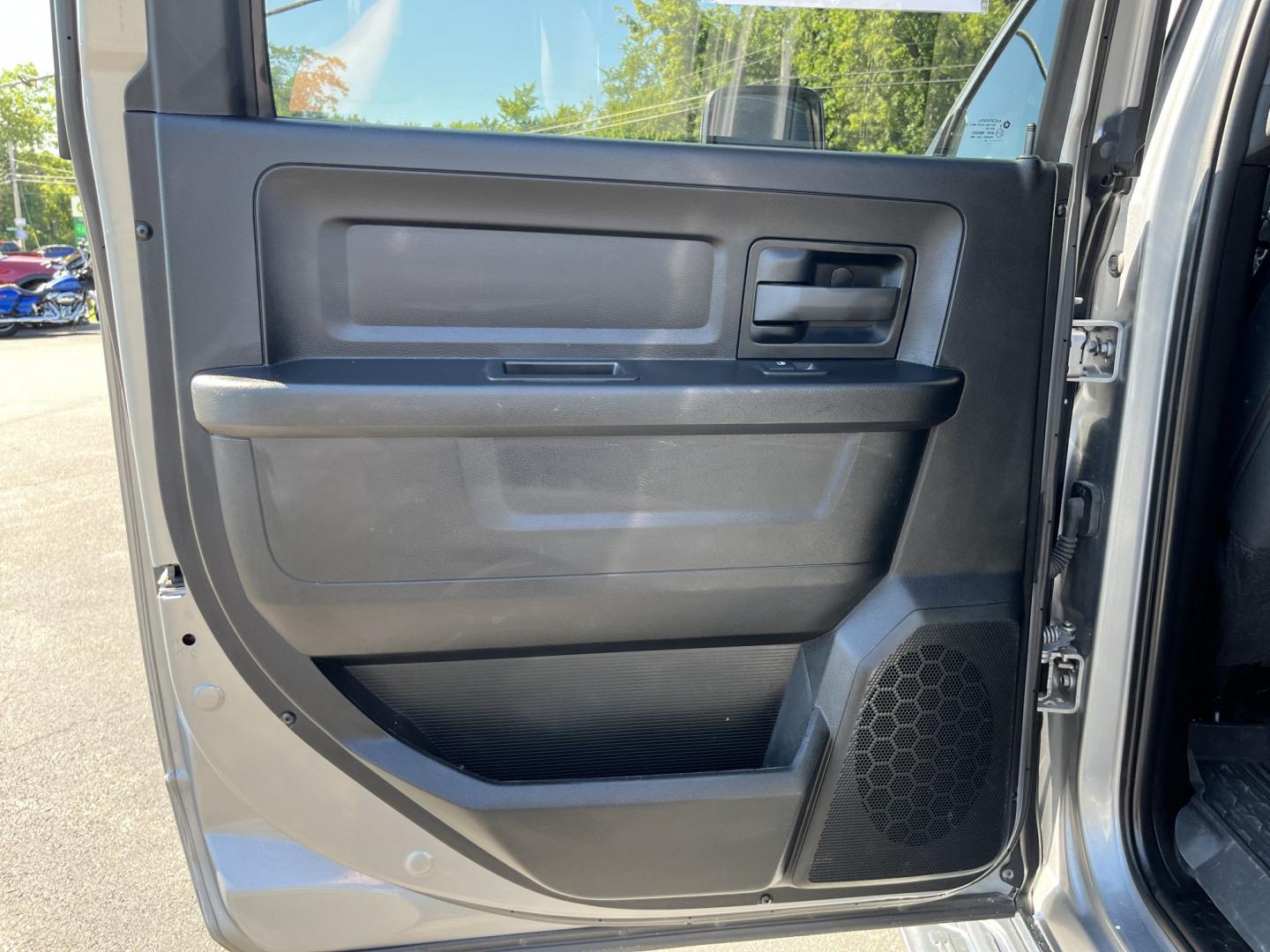 2024 Silver /Black RAM 2500 Tradesman Crew Cab SWB 4WD (3C6UR5CL9RG) with an 6.7L I6 OHV 24V TURBO DIESEL engine, Automatic transmission, located at 11115 Chardon Rd. , Chardon, OH, 44024, (440) 214-9705, 41.580246, -81.241943 - 2024 Ram 2500 Tradesman Crew Cab 4WD – Heavy-Duty Cummins Power with Massive Towing and One-Owner History! This 2024 Ram 2500 Tradesman Crew Cab 4WD is a tough, work-ready heavy-duty truck with impressive capability and one-owner history. Powered by the powerful 6.7L I6 Cummins engine producing 3- Photo#25