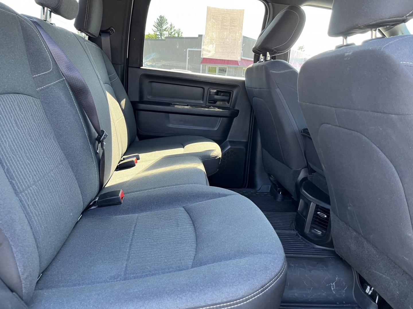 2024 Silver /Black RAM 2500 Tradesman Crew Cab SWB 4WD (3C6UR5CL9RG) with an 6.7L I6 OHV 24V TURBO DIESEL engine, Automatic transmission, located at 11115 Chardon Rd. , Chardon, OH, 44024, (440) 214-9705, 41.580246, -81.241943 - 2024 Ram 2500 Tradesman Crew Cab 4WD – Heavy-Duty Cummins Power with Massive Towing and One-Owner History! This 2024 Ram 2500 Tradesman Crew Cab 4WD is a tough, work-ready heavy-duty truck with impressive capability and one-owner history. Powered by the powerful 6.7L I6 Cummins engine producing 3- Photo#29