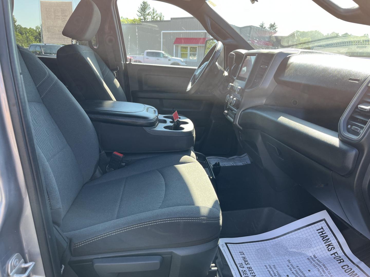 2024 Silver /Black RAM 2500 Tradesman Crew Cab SWB 4WD (3C6UR5CL9RG) with an 6.7L I6 OHV 24V TURBO DIESEL engine, Automatic transmission, located at 11115 Chardon Rd. , Chardon, OH, 44024, (440) 214-9705, 41.580246, -81.241943 - 2024 Ram 2500 Tradesman Crew Cab 4WD – Heavy-Duty Cummins Power with Massive Towing and One-Owner History! This 2024 Ram 2500 Tradesman Crew Cab 4WD is a tough, work-ready heavy-duty truck with impressive capability and one-owner history. Powered by the powerful 6.7L I6 Cummins engine producing 3- Photo#31