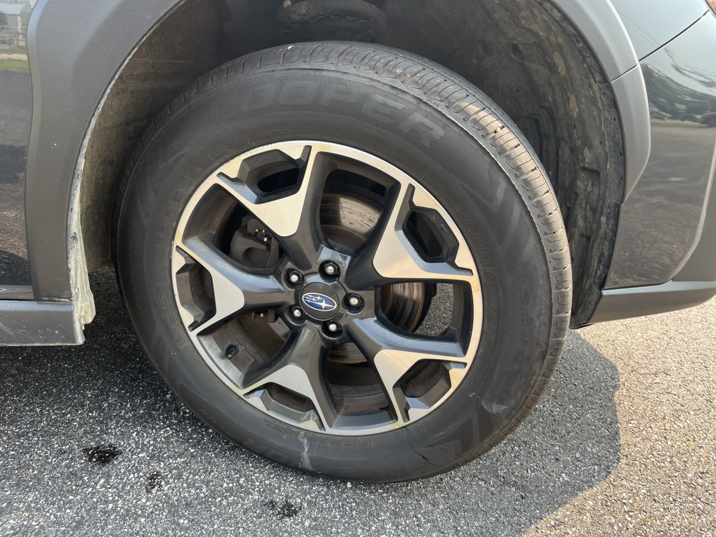 2019 Gray /Black Subaru Crosstrek 2.0i Base W/ EyesightCVT (JF2GTABC4KH) with an 2.0L H4 DOHC 16V engine, Automatic transmission, located at 11115 Chardon Rd. , Chardon, OH, 44024, (440) 214-9705, 41.580246, -81.241943 - 2019 Subaru Crosstrek 2.0i – Practical AWD Confidence for Everyday Driving If you want a compact crossover that feels capable without being oversized or complicated, this 2019 Subaru Crosstrek 2.0i is worth a close look. The 2.0L engine pairs with Subaru’s full-time Symmetrical All-Wheel Drive- Photo#5