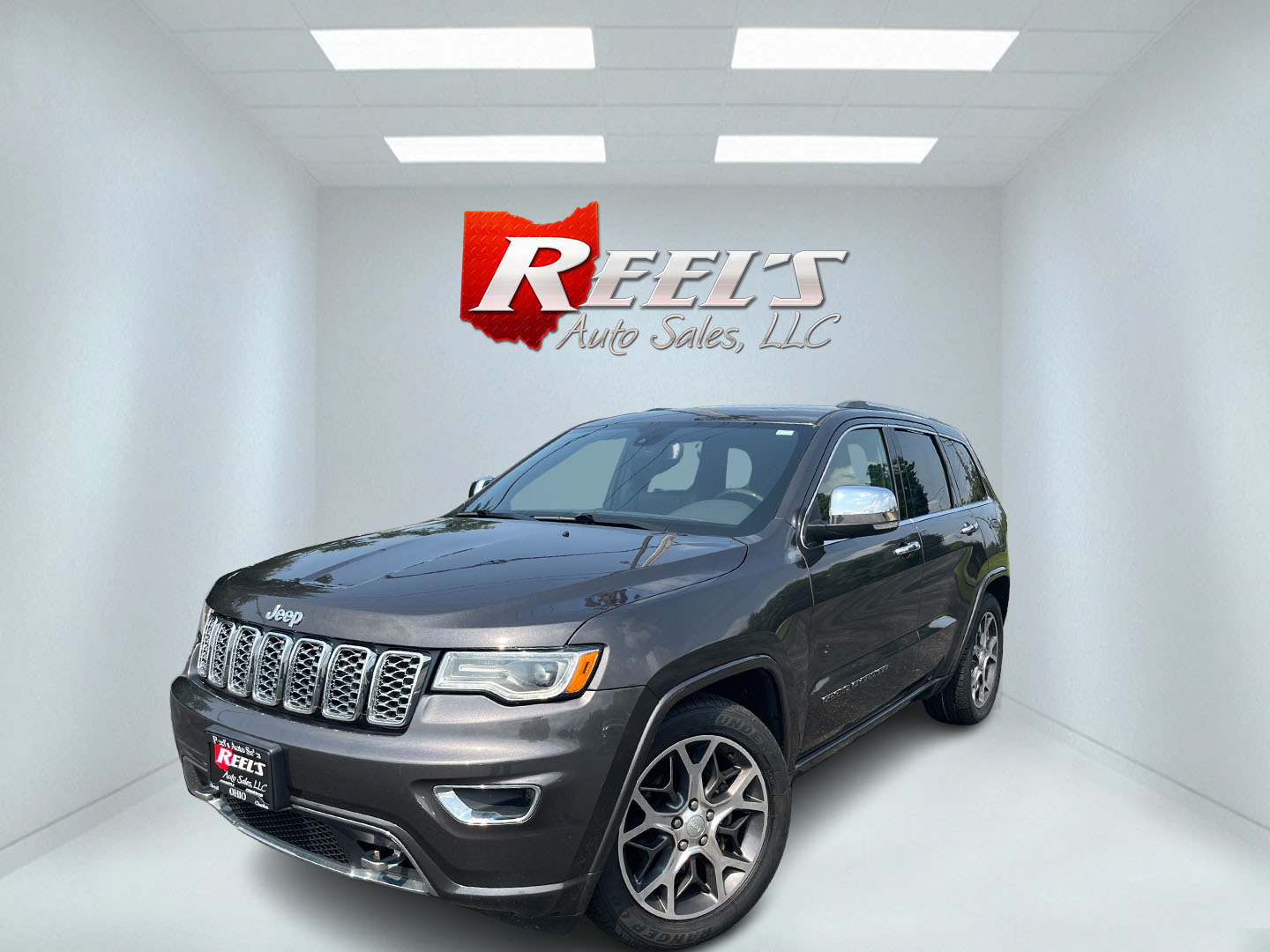 photo of 2020 Jeep Grand Cherokee Overland 4WD