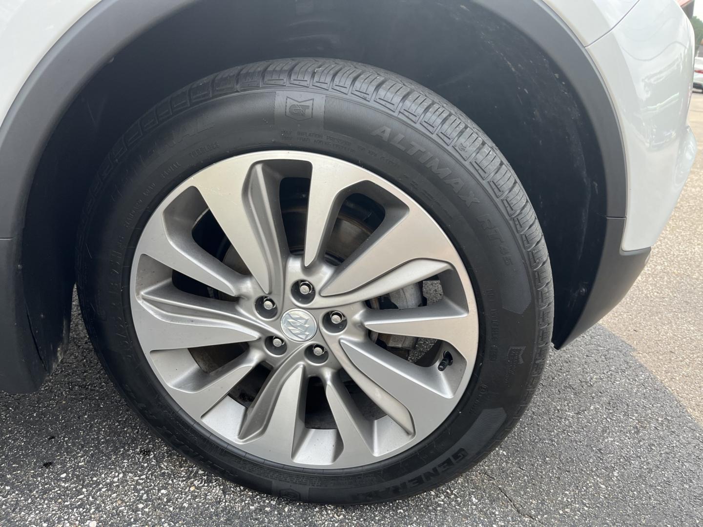 2020 White /Black Buick Encore Preferred AWD (KL4CJESB3LB) with an 1.4L I4 DOHC 16V TURBO engine, Automatic transmission, located at 11115 Chardon Rd. , Chardon, OH, 44024, (440) 214-9705, 41.580246, -81.241943 - 2020 Buick Encore Preferred AWD – Small Footprint, Refined Feel Not every driver needs a large SUV. This 2020 Buick Encore Preferred AWD proves that a compact crossover can still feel upscale and capable. The 1.4L Turbocharged EcoTec engine and 6-speed automatic provide smooth, efficient power, r- Photo#5