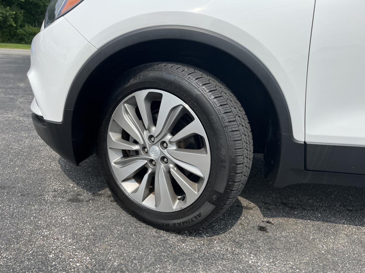 2020 White /Black Buick Encore Preferred AWD (KL4CJESB3LB) with an 1.4L I4 DOHC 16V TURBO engine, Automatic transmission, located at 11115 Chardon Rd. , Chardon, OH, 44024, (440) 214-9705, 41.580246, -81.241943 - 2020 Buick Encore Preferred AWD – Small Footprint, Refined Feel Not every driver needs a large SUV. This 2020 Buick Encore Preferred AWD proves that a compact crossover can still feel upscale and capable. The 1.4L Turbocharged EcoTec engine and 6-speed automatic provide smooth, efficient power, r- Photo#13