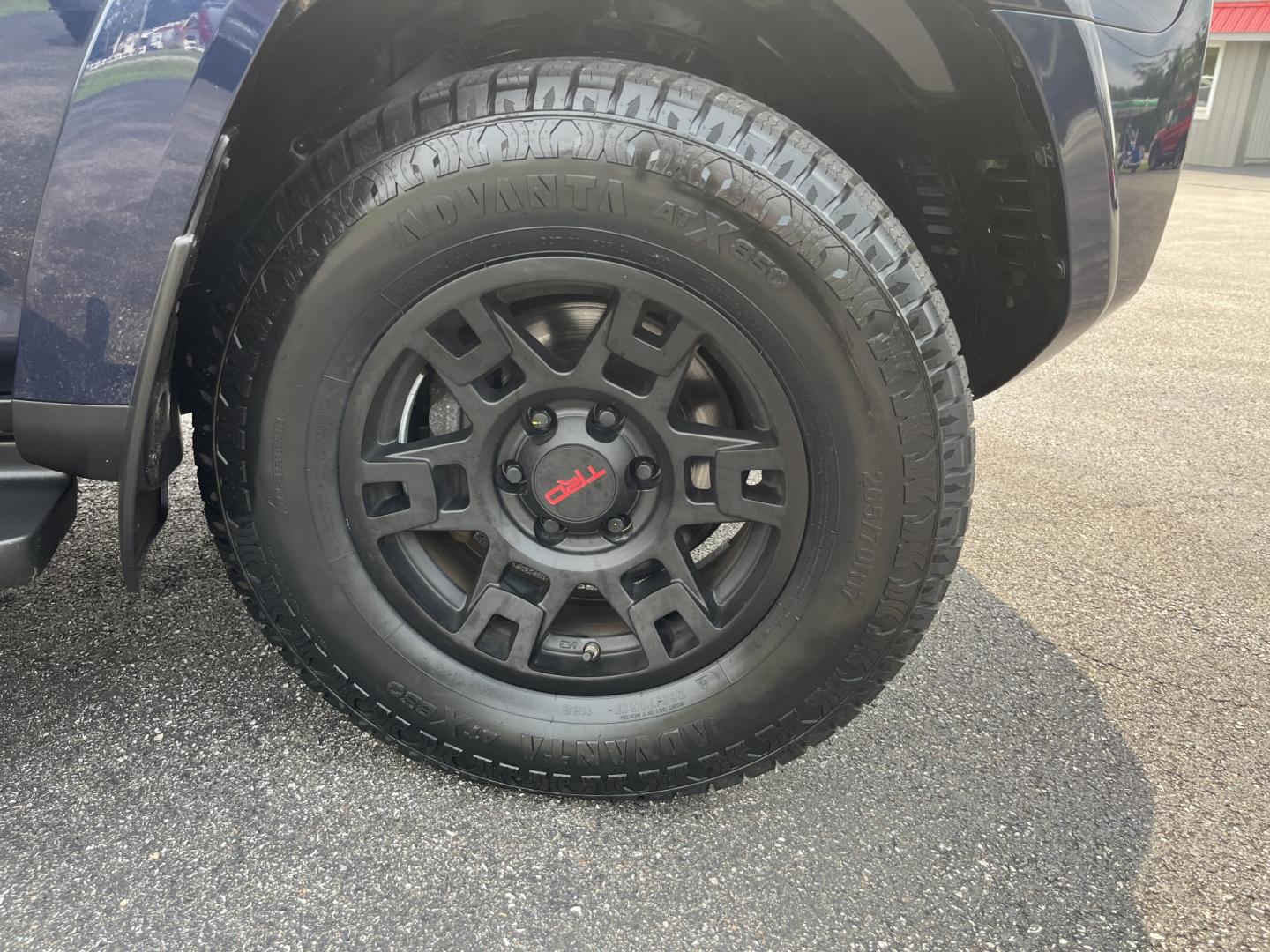 2021 Blue /Black Toyota 4Runner TRD Off-road Premium 4WD (JTERU5JR0M5) with an 4.0L V6 DOHC 24V engine, Automatic transmission, located at 11115 Chardon Rd. , Chardon, OH, 44024, (440) 214-9705, 41.580246, -81.241943- Photo#5