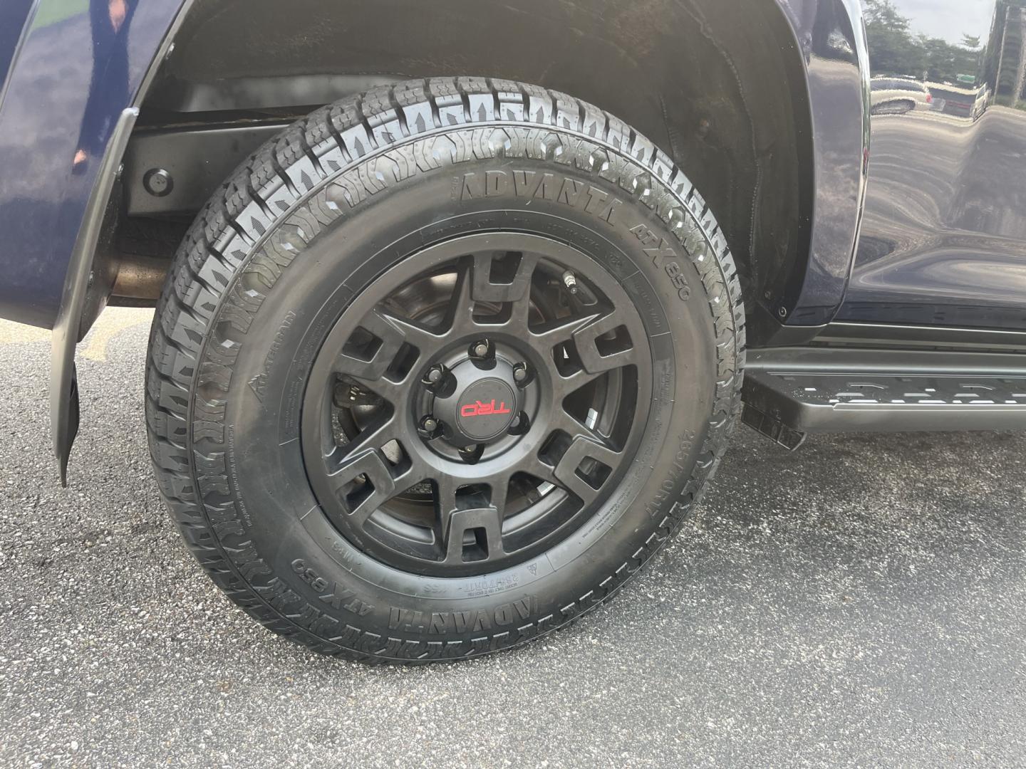2021 Blue /Black Toyota 4Runner TRD Off-road Premium 4WD (JTERU5JR0M5) with an 4.0L V6 DOHC 24V engine, Automatic transmission, located at 11115 Chardon Rd. , Chardon, OH, 44024, (440) 214-9705, 41.580246, -81.241943- Photo#8