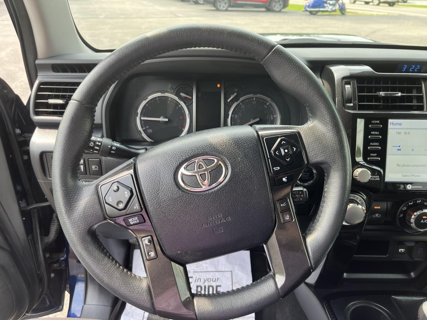 2021 Blue /Black Toyota 4Runner TRD Off-road Premium 4WD (JTERU5JR0M5) with an 4.0L V6 DOHC 24V engine, Automatic transmission, located at 11115 Chardon Rd. , Chardon, OH, 44024, (440) 214-9705, 41.580246, -81.241943- Photo#20
