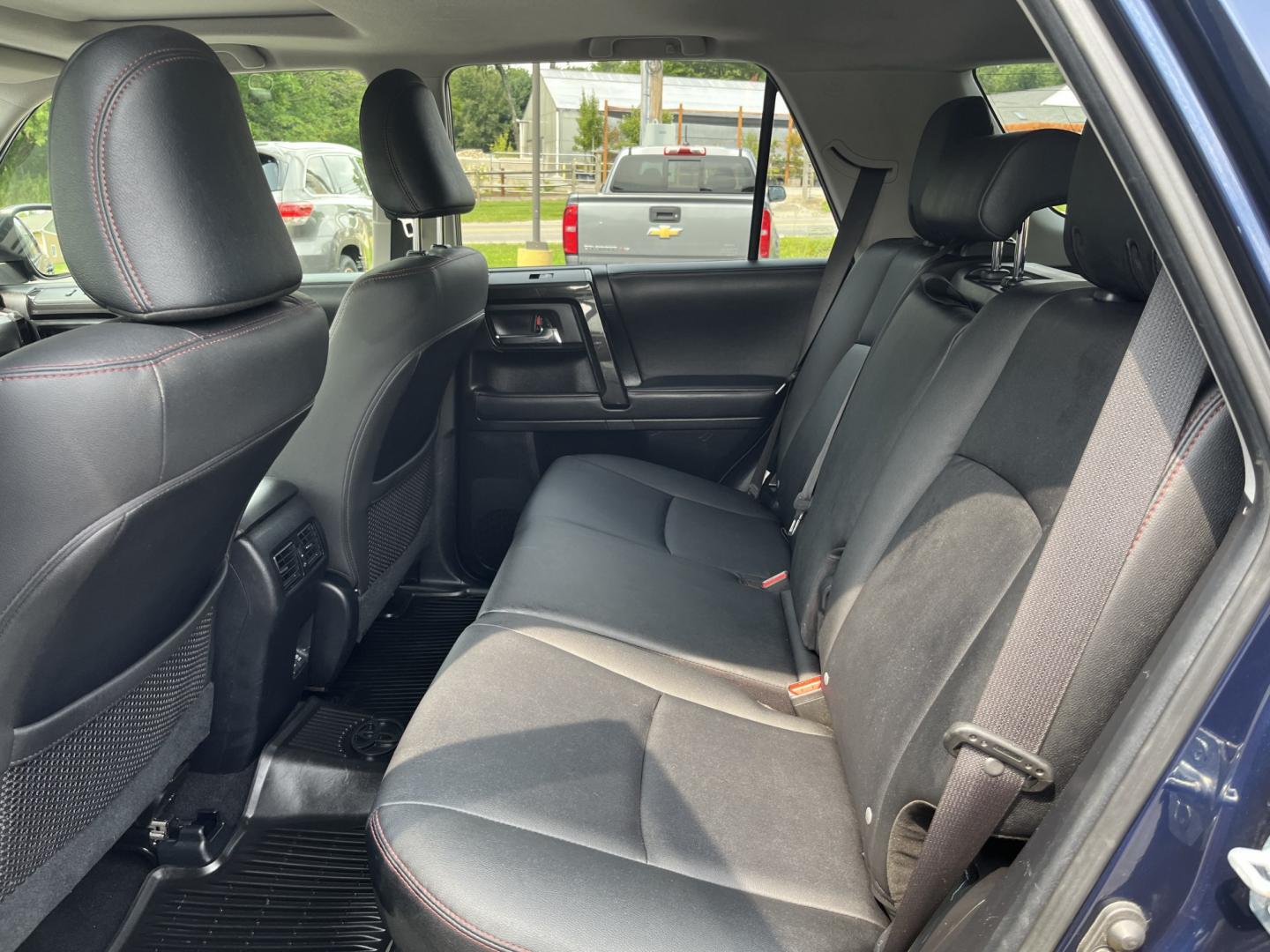 2021 Blue /Black Toyota 4Runner TRD Off-road Premium 4WD (JTERU5JR0M5) with an 4.0L V6 DOHC 24V engine, Automatic transmission, located at 11115 Chardon Rd. , Chardon, OH, 44024, (440) 214-9705, 41.580246, -81.241943- Photo#31