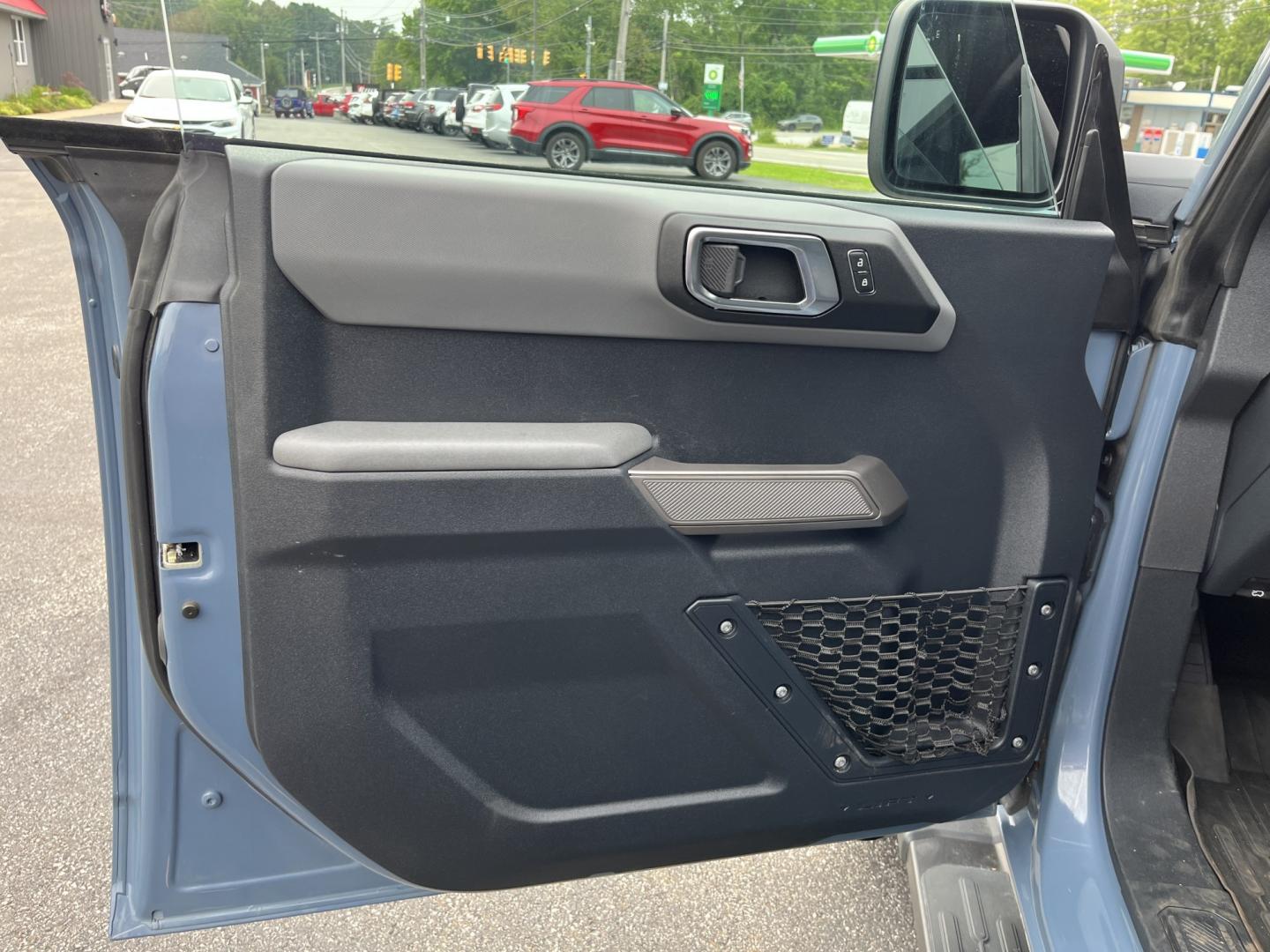 2023 Gray /Black Ford Bronco Black Diamond 4-Door (1FMDE5BH5PL) with an 2.3L I4 Turbo engine, Automatic transmission, located at 11115 Chardon Rd. , Chardon, OH, 44024, (440) 214-9705, 41.580246, -81.241943 - 2023 Ford Bronco Black Diamond 4WD – Rugged Off-Road Icon with Turbo Power and Modern Features! This 2023 Ford Bronco Black Diamond 4WD is a capable and adventure-ready SUV that offers serious off-road performance and everyday usability. Powered by a responsive 2.3L Turbocharged EcoBoost I4 engin- Photo#16