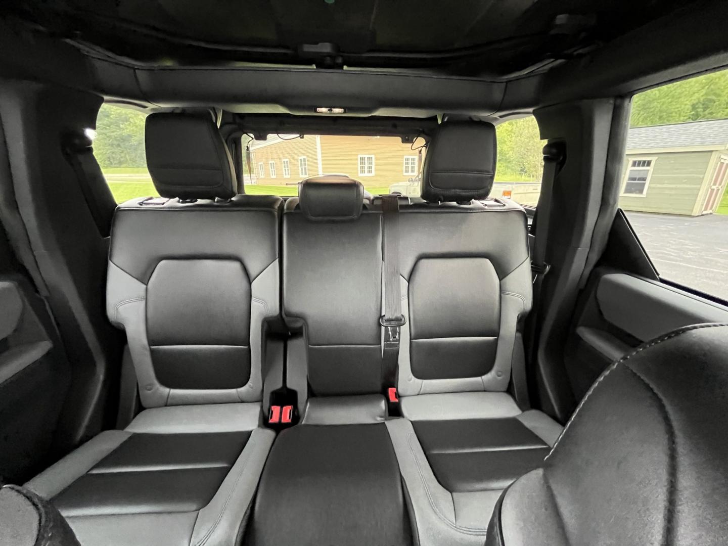 2023 Gray /Black Ford Bronco Black Diamond 4-Door (1FMDE5BH5PL) with an 2.3L I4 Turbo engine, Automatic transmission, located at 11115 Chardon Rd. , Chardon, OH, 44024, (440) 214-9705, 41.580246, -81.241943 - 2023 Ford Bronco Black Diamond 4WD – Rugged Off-Road Icon with Turbo Power and Modern Features! This 2023 Ford Bronco Black Diamond 4WD is a capable and adventure-ready SUV that offers serious off-road performance and everyday usability. Powered by a responsive 2.3L Turbocharged EcoBoost I4 engin- Photo#28