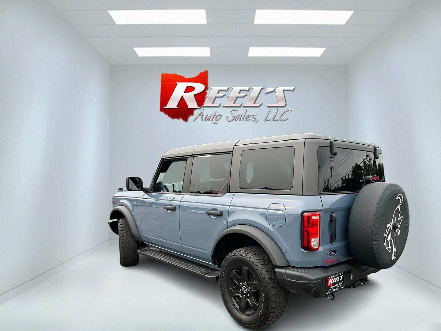2023 Gray /Black Ford Bronco Black Diamond 4-Door (1FMDE5BH5PL) with an 2.3L I4 Turbo engine, Automatic transmission, located at 11115 Chardon Rd. , Chardon, OH, 44024, (440) 214-9705, 41.580246, -81.241943 - 2023 Ford Bronco Black Diamond 4WD – Rugged Off-Road Icon with Turbo Power and Modern Features! This 2023 Ford Bronco Black Diamond 4WD is a capable and adventure-ready SUV that offers serious off-road performance and everyday usability. Powered by a responsive 2.3L Turbocharged EcoBoost I4 engin- Photo#10