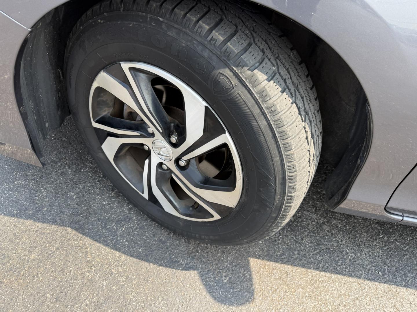2017 Gray /Gray Honda Accord LX Sedan CVT (1HGCR2F31HA) with an 2.4L I4 DOHC 16V engine, Automatic transmission, located at 547 E. Main St., Orwell, OH, 44076, (440) 437-5893, 41.535435, -80.847855 - 2017 Honda Accord LX – Smooth, Efficient, and Built to Make Every Drive Easier There’s a reason so many people trust the Accord year after year. This 2017 Honda Accord LX continues that tradition with a refined 2.4L K24 engine that delivers an impressive 36 MPG highway. Switch between ECO Mode- Photo#31