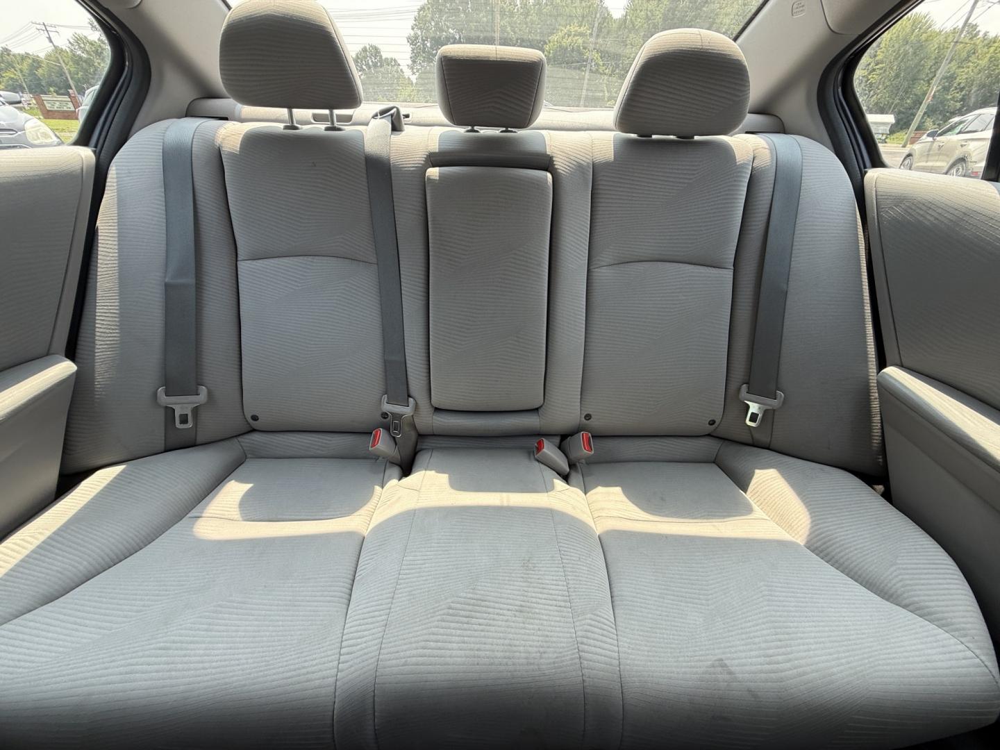 2017 Gray /Gray Honda Accord LX Sedan CVT (1HGCR2F31HA) with an 2.4L I4 DOHC 16V engine, Automatic transmission, located at 547 E. Main St., Orwell, OH, 44076, (440) 437-5893, 41.535435, -80.847855 - 2017 Honda Accord LX – Smooth, Efficient, and Built to Make Every Drive Easier There’s a reason so many people trust the Accord year after year. This 2017 Honda Accord LX continues that tradition with a refined 2.4L K24 engine that delivers an impressive 36 MPG highway. Switch between ECO Mode- Photo#18