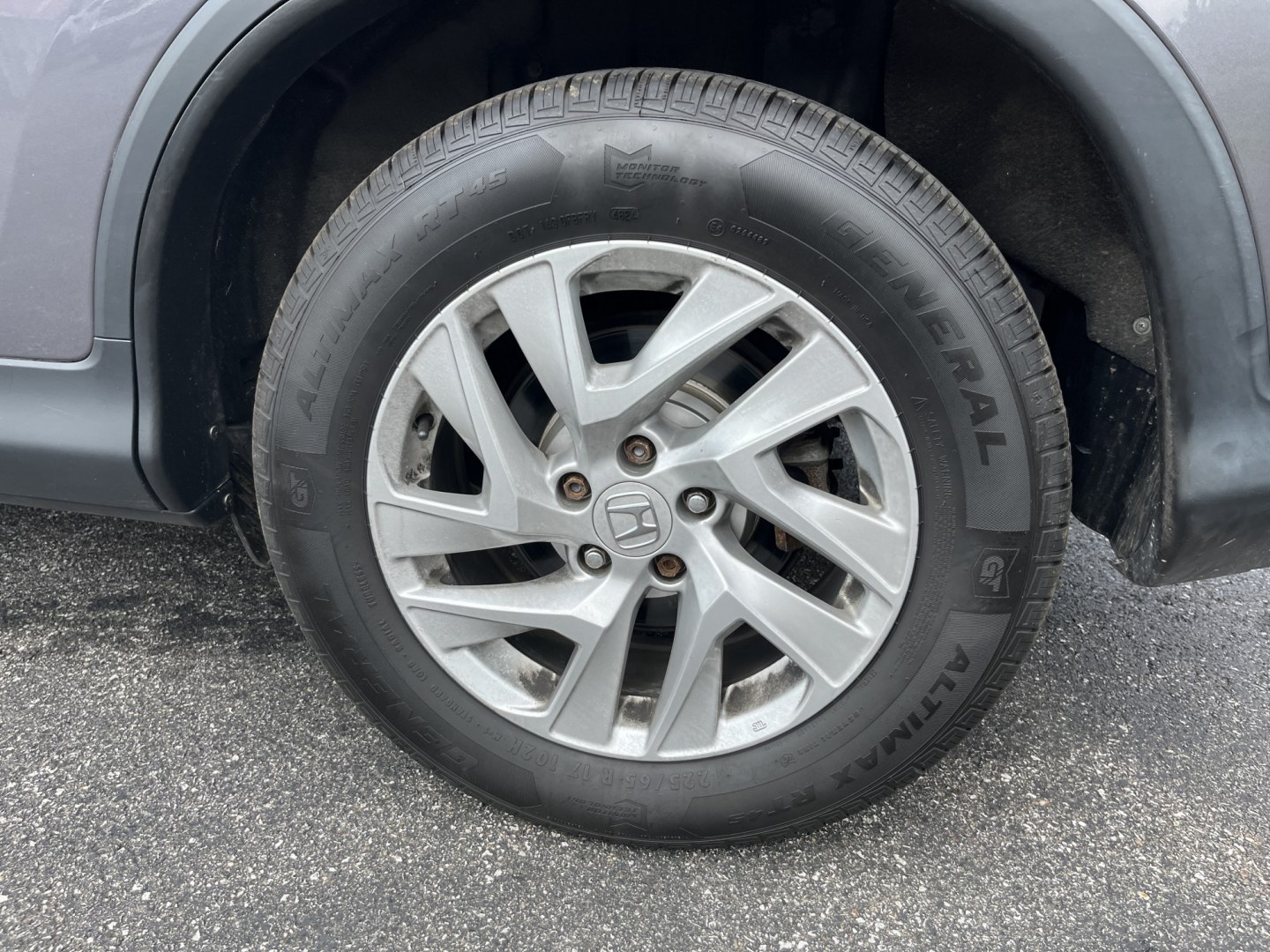 2015 Gray /Gray Honda CR-V EX 4WD (5J6RM4H56FL) with an 2.4L I4 DOHC 16V engine, Automatic transmission, located at 11115 Chardon Rd. , Chardon, OH, 44024, (440) 214-9705, 41.580246, -81.241943 - 2015 Honda CR-V EX AWD – The Compact SUV That Quietly Earns Your Trust Some vehicles just make everyday life feel easier. This 2015 Honda CR-V EX AWD is one of them. With its reliable 2.4L K24 engine, available ECO Mode, and capable AWD, it delivers confident all-weather performance and a strong- Photo#11
