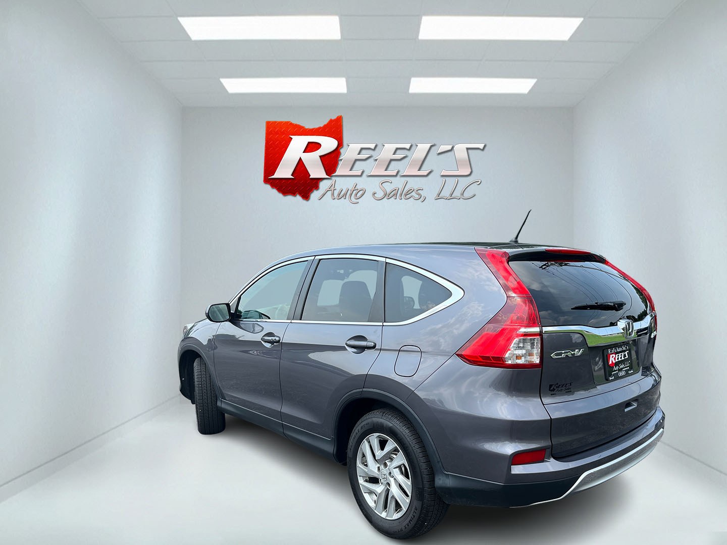 2015 Gray /Gray Honda CR-V EX 4WD (5J6RM4H56FL) with an 2.4L I4 DOHC 16V engine, Automatic transmission, located at 11115 Chardon Rd. , Chardon, OH, 44024, (440) 214-9705, 41.580246, -81.241943 - 2015 Honda CR-V EX AWD – The Compact SUV That Quietly Earns Your Trust Some vehicles just make everyday life feel easier. This 2015 Honda CR-V EX AWD is one of them. With its reliable 2.4L K24 engine, available ECO Mode, and capable AWD, it delivers confident all-weather performance and a strong- Photo#10