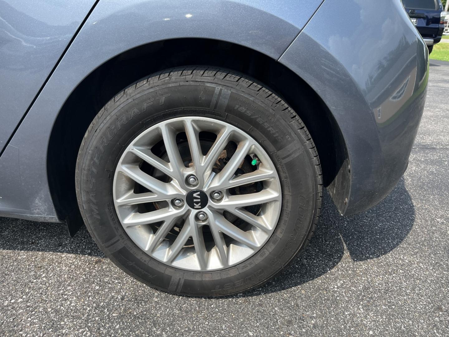 2018 Gray /Black Kia Rio5 EX (3KPA35AB8JE) with an 1.6L I4 DOHC 16V engine, Automatic transmission, located at 11115 Chardon Rd. , Chardon, OH, 44024, (440) 214-9705, 41.580246, -81.241943 - 2018 Kia Rio EX Hatchback Launch Edition – Stylish, Efficient, and Surprisingly Refined Looking for a compact car that feels a step above the ordinary? This 2018 Kia Rio EX Hatchback Launch Edition delivers exactly that. Powered by a responsive 1.6L GDI engine and smooth 6-speed automatic, it ret- Photo#11