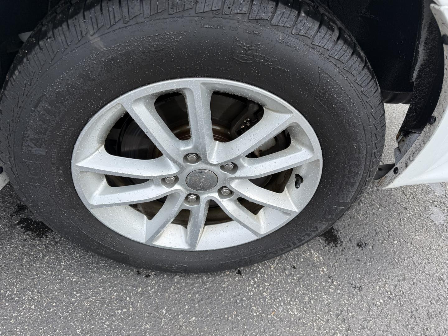 2019 White /Black Dodge Grand Caravan SXT (2C4RDGCGXKR) with an 3.6L V6 DOHC 24V engine, Automatic transmission, located at 547 E. Main St., Orwell, OH, 44076, (440) 437-5893, 41.535435, -80.847855 - 2019 Dodge Grand Caravan SXT – The Family Hauler That Makes Every Trip Easier Family life is busy enough. This 2019 Dodge Grand Caravan SXT is built to make the miles feel lighter. Under the hood, the proven 3.6L Pentastar V6 paired with a smooth 6-speed automatic and flex-fuel capability deliver- Photo#33