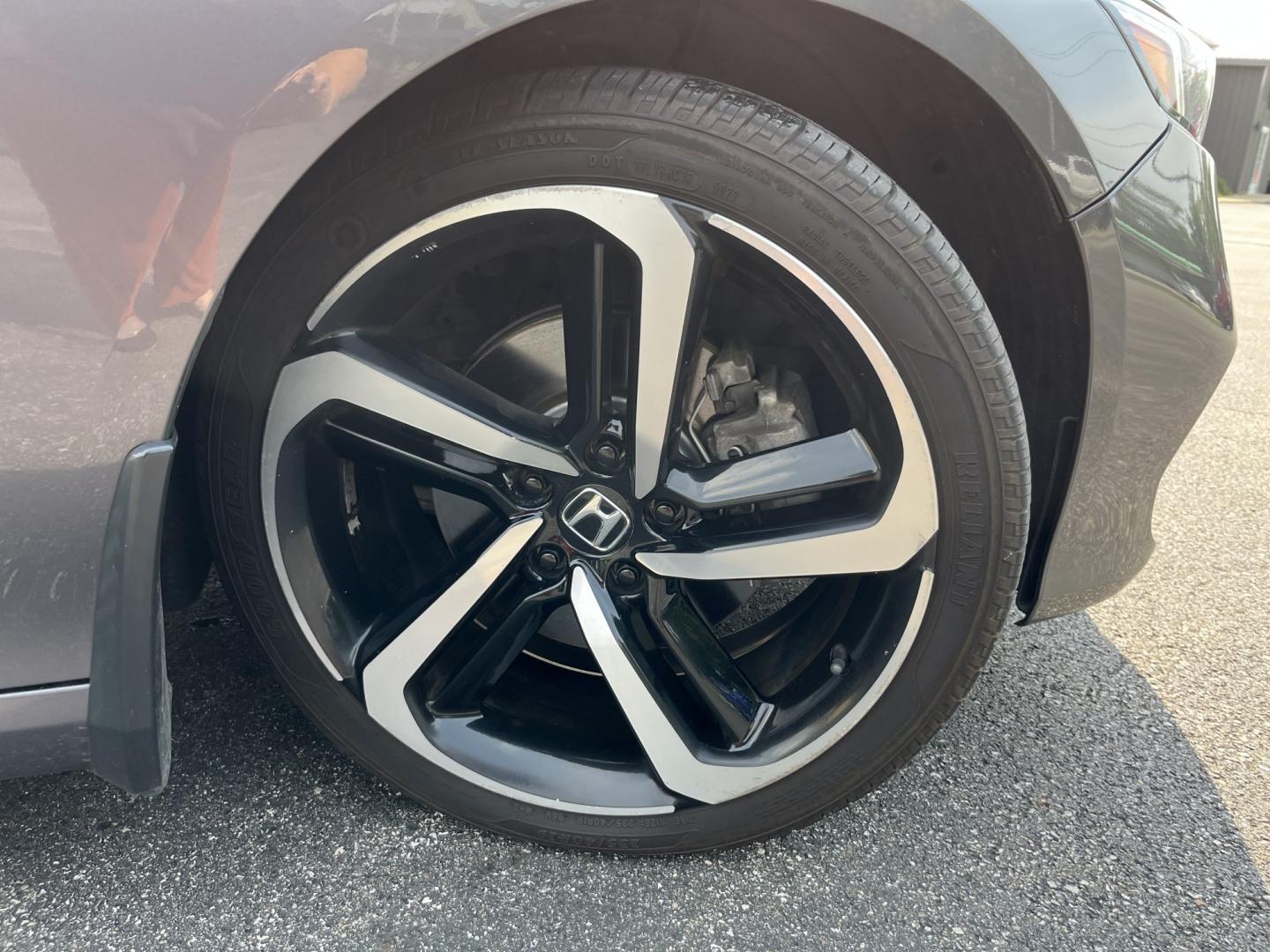 2019 Gray /Black Honda Accord Sport 2.0T (1HGCV2F34KA) with an 2.0L I4 DOHC 16V TURBO engine, Automatic transmission, located at 547 E. Main St., Orwell, OH, 44076, (440) 437-5893, 41.535435, -80.847855 - 2019 Honda Accord 2.0T Sport – The Sport Sedan That Turns Daily Drives into Something Better There’s a difference between a car that simply gets you there and one that makes you look forward to the drive. This 2019 Honda Accord 2.0T Sport delivers that difference. Under the hood, the responsive- Photo#5