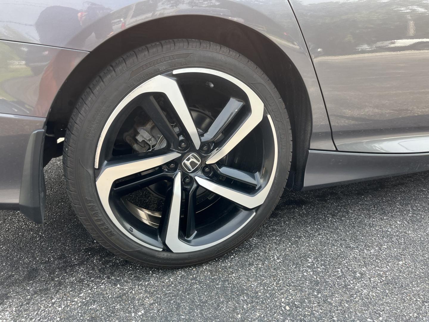 2019 Gray /Black Honda Accord Sport 2.0T (1HGCV2F34KA) with an 2.0L I4 DOHC 16V TURBO engine, Automatic transmission, located at 547 E. Main St., Orwell, OH, 44076, (440) 437-5893, 41.535435, -80.847855 - 2019 Honda Accord 2.0T Sport – The Sport Sedan That Turns Daily Drives into Something Better There’s a difference between a car that simply gets you there and one that makes you look forward to the drive. This 2019 Honda Accord 2.0T Sport delivers that difference. Under the hood, the responsive- Photo#8