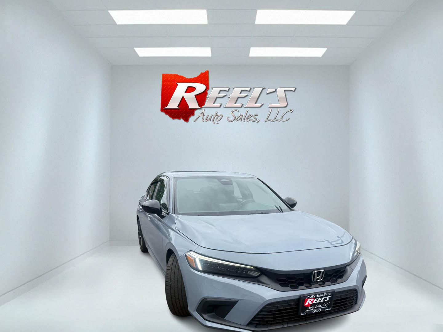 2024 Gray /Black Honda Civic Sport (19XFL2H87RE) with an 2.0L I4 DOHC 16V engine, Automatic transmission, located at 547 E. Main St., Orwell, OH, 44076, (440) 437-5893, 41.535435, -80.847855 - 2024 Honda Civic Hatch Sport – Modern Style with Strong Efficiency and Everyday Tech If you want a compact car that feels current, efficient, and enjoyable to drive, this 2024 Honda Civic Hatch Sport is a strong match. The responsive 2.0L engine delivers a solid balance of performance and fuel ec- Photo#3