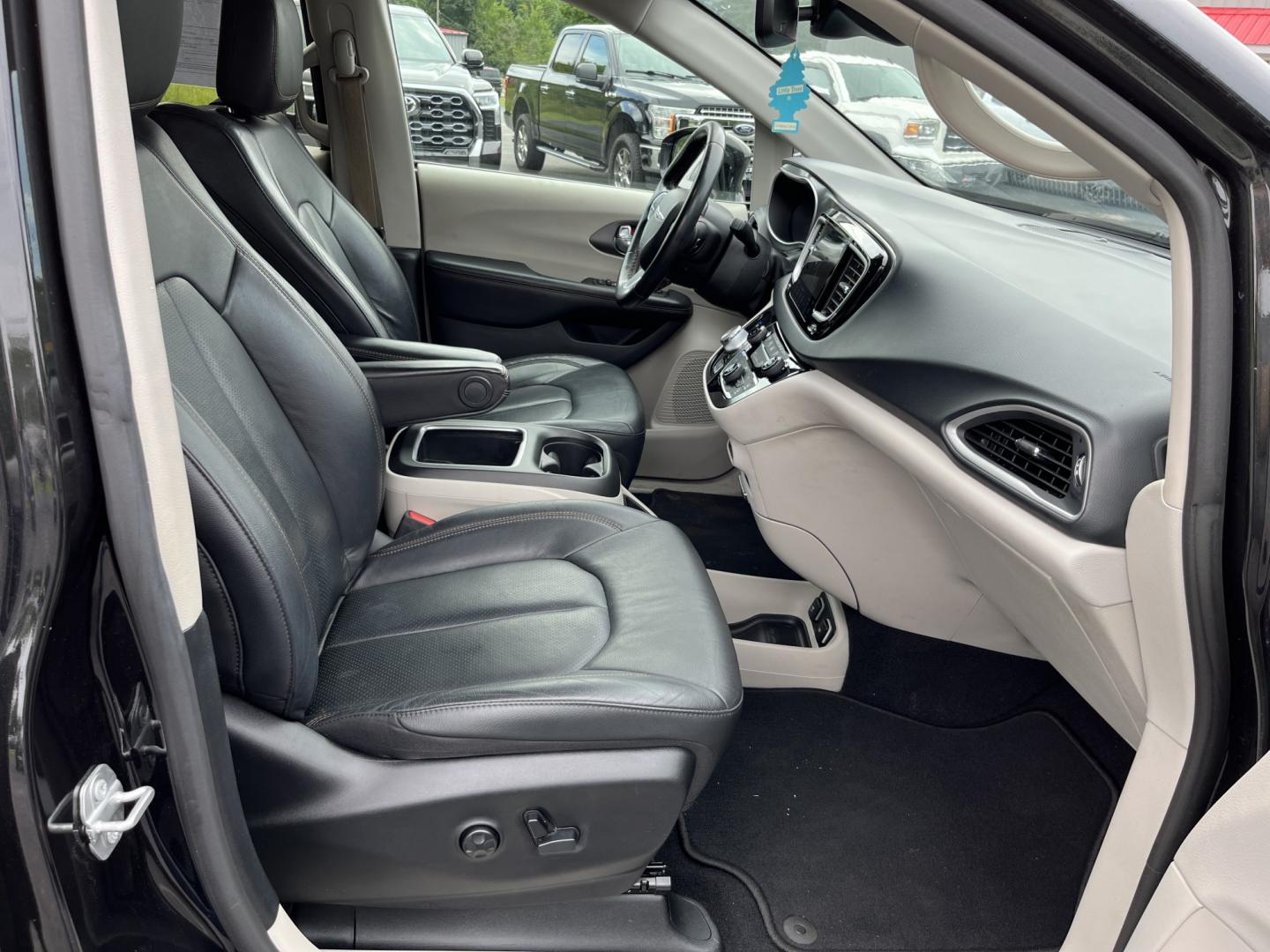 2020 Black /Black Chrysler Pacifica Touring-L Plus (2C4RC1EGXLR) with an 3.6L V6 DOHC 24V engine, Automatic transmission, located at 11115 Chardon Rd. , Chardon, OH, 44024, (440) 214-9705, 41.580246, -81.241943 - 2020 Chrysler Pacifica Touring L Plus – Family-Ready Comfort with Premium Features If you’re looking for a minivan that makes long drives and daily routines easier, this 2020 Chrysler Pacifica Touring L Plus is a strong choice. The smooth 3.6L Pentastar V6 and 9-speed automatic deliver reliable- Photo#34
