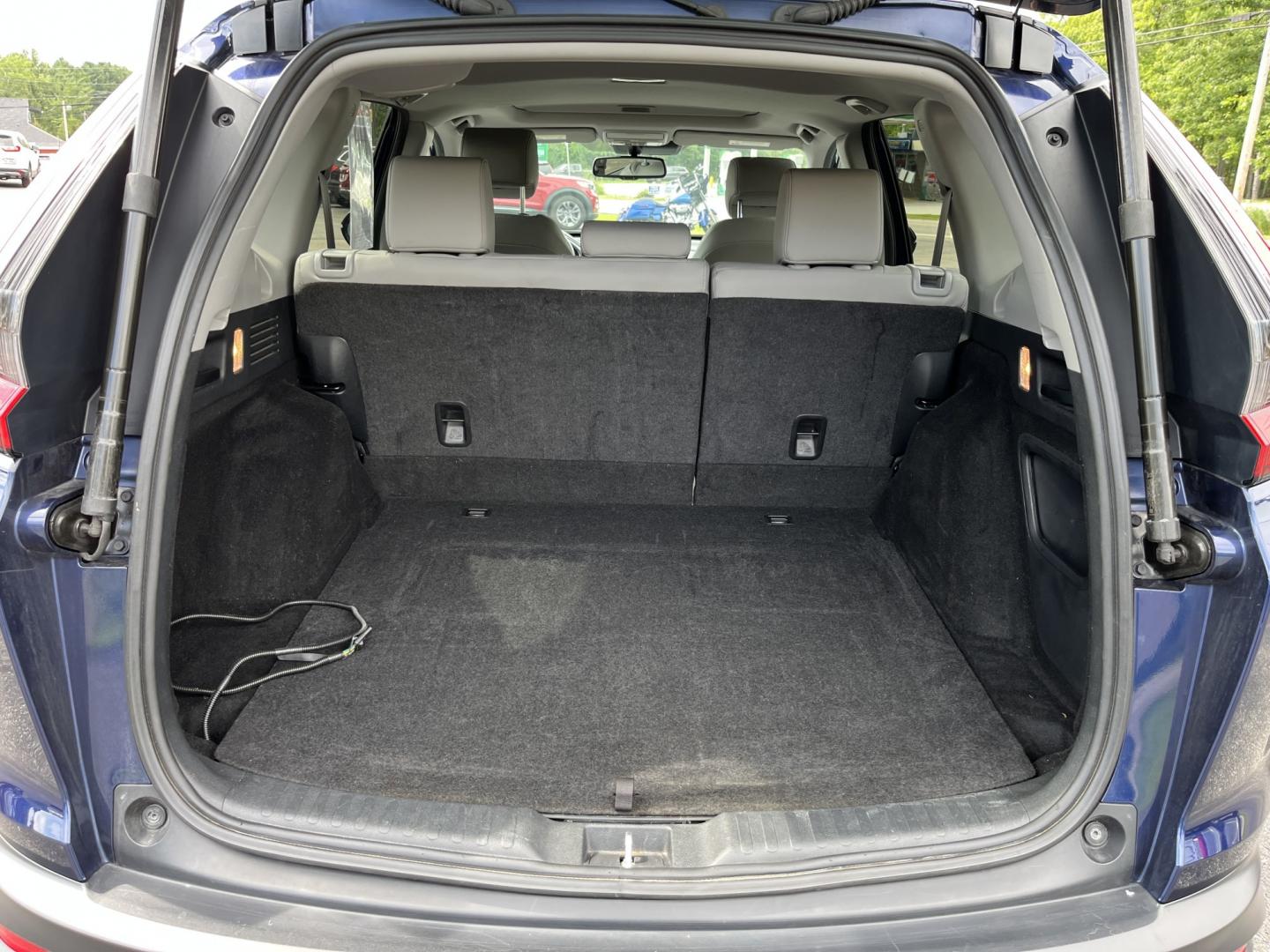 2022 Blue Honda CR-V Hybrid EX-L (5J6RT6H84NL) with an 2.0L I4 DOHC 16V HYBRID engine, Automatic transmission, located at 11115 Chardon Rd. , Chardon, OH, 44024, (440) 214-9705, 41.580246, -81.241943- Photo#14