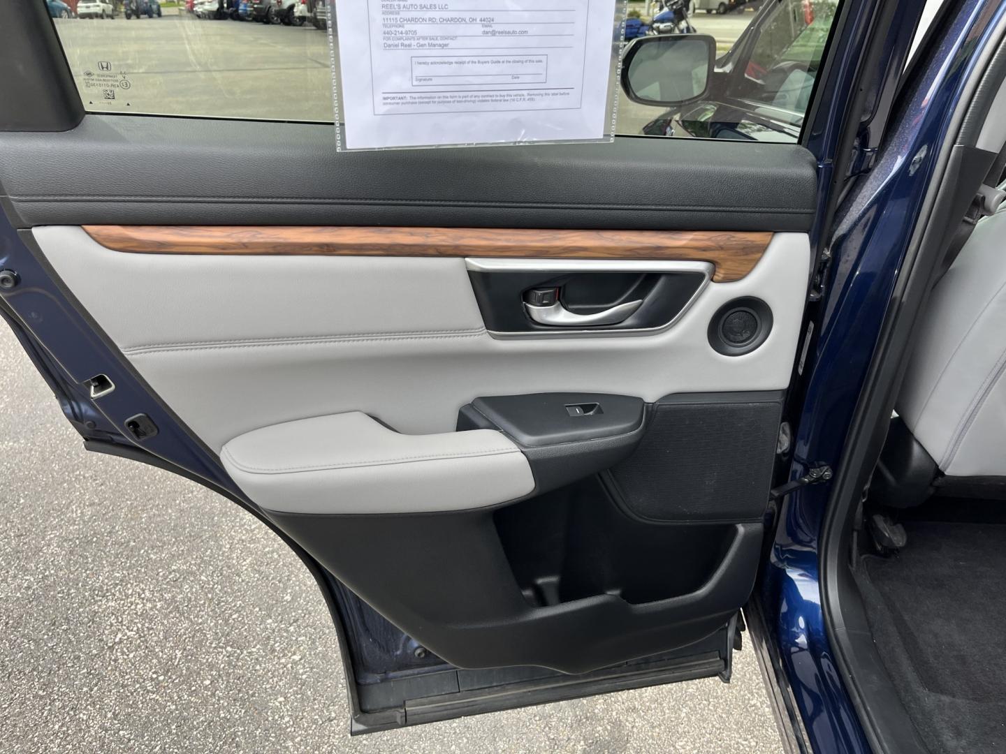 2022 Blue Honda CR-V Hybrid EX-L (5J6RT6H84NL) with an 2.0L I4 DOHC 16V HYBRID engine, Automatic transmission, located at 11115 Chardon Rd. , Chardon, OH, 44024, (440) 214-9705, 41.580246, -81.241943- Photo#27