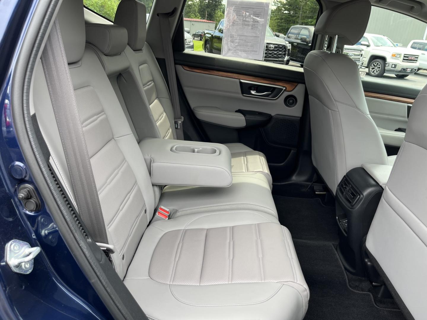 2022 Blue Honda CR-V Hybrid EX-L (5J6RT6H84NL) with an 2.0L I4 DOHC 16V HYBRID engine, Automatic transmission, located at 11115 Chardon Rd. , Chardon, OH, 44024, (440) 214-9705, 41.580246, -81.241943- Photo#31
