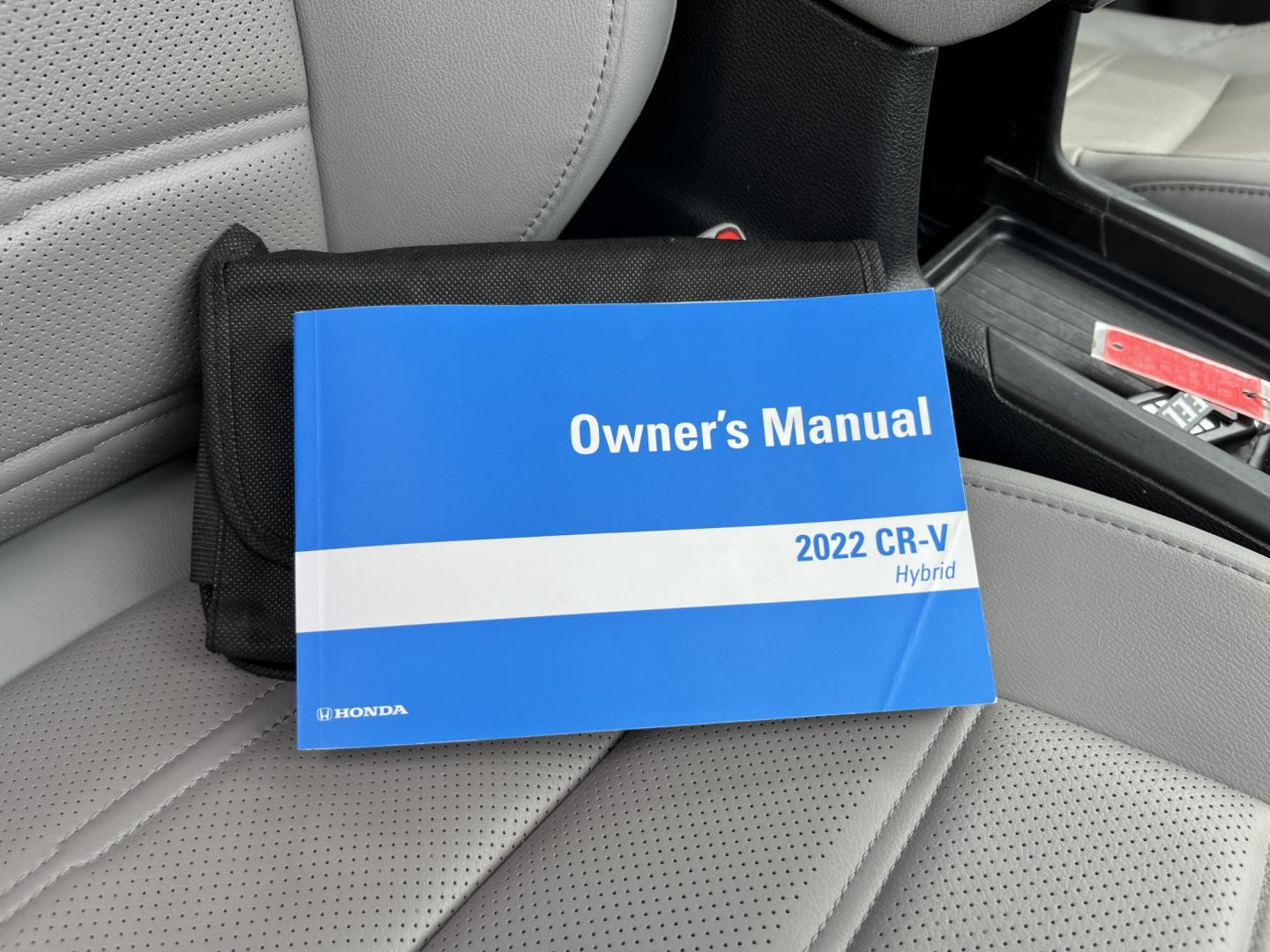 2022 Blue Honda CR-V Hybrid EX-L (5J6RT6H84NL) with an 2.0L I4 DOHC 16V HYBRID engine, Automatic transmission, located at 11115 Chardon Rd. , Chardon, OH, 44024, (440) 214-9705, 41.580246, -81.241943- Photo#36
