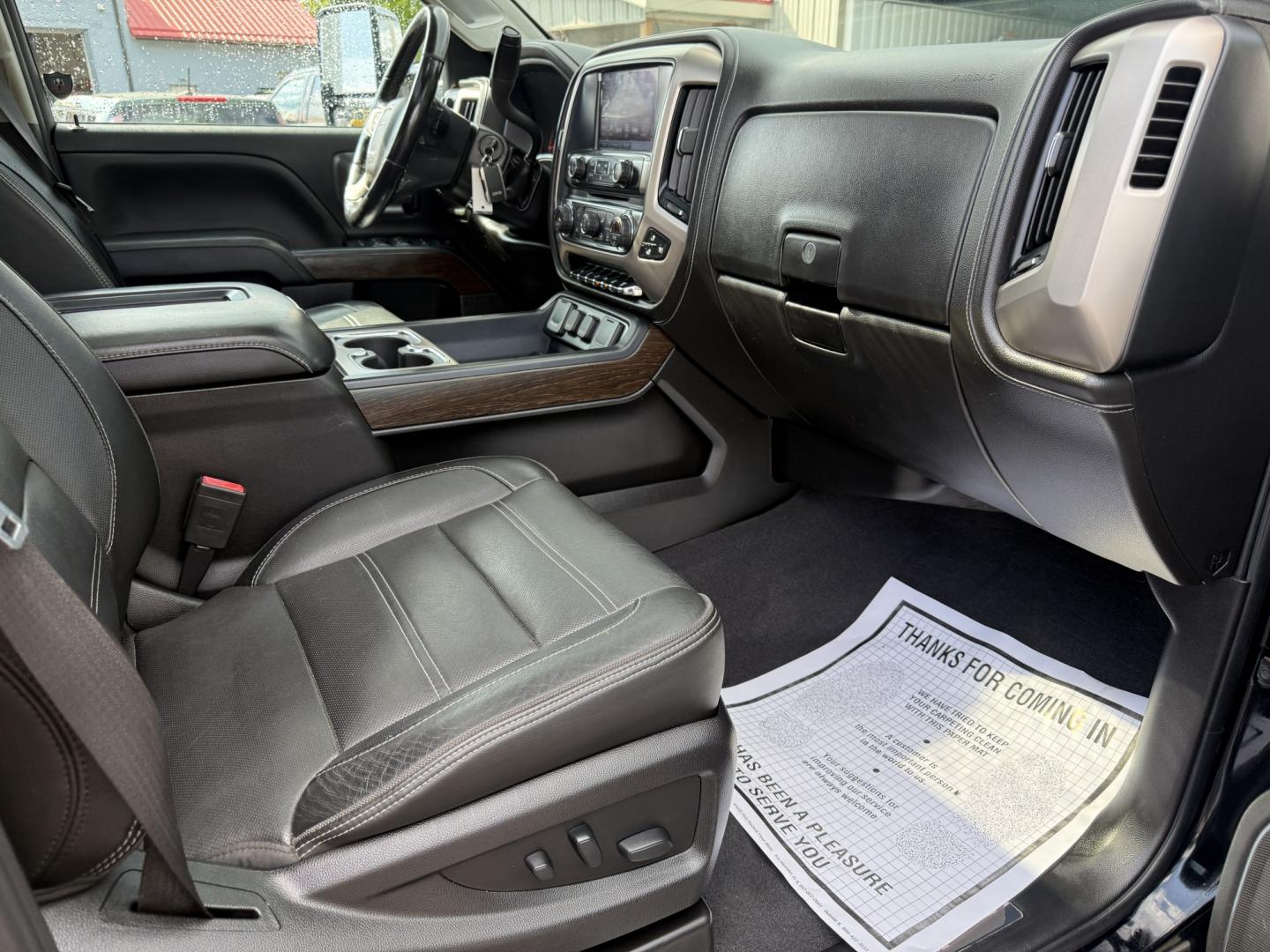 2019 Black /Black GMC Sierra 3500HD Denali Crew Cab 4WD (1GT42WEY7KF) with an 6.6L V8 OHV 16 Turbo DIESEL engine, Automatic transmission, located at 547 E. Main St., Orwell, OH, 44076, (440) 437-5893, 41.535435, -80.847855- Photo#39