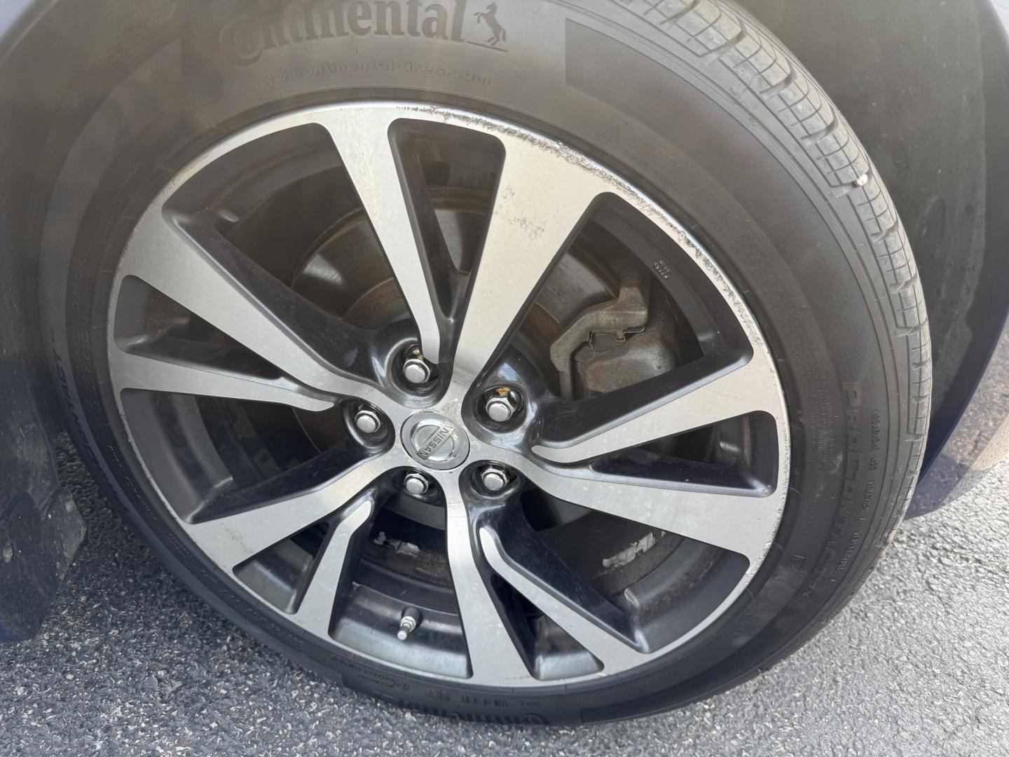 2016 Blue /Tan Nissan Maxima 3.5 SV (1N4AA6AP6GC) with an 3.5L V6 DOHC 24V engine, Automatic transmission, located at 547 E. Main St., Orwell, OH, 44076, (440) 437-5893, 41.535435, -80.847855 - 2016 Nissan Maxima SV – A Sporty Sedan with Strong Power and Everyday Comfort If you want a midsize sedan that still feels energetic, this 2016 Nissan Maxima SV is a compelling choice. The 3.5L V6 produces 300 horsepower and can move from 0-60 in 5.8 seconds, while Sport Mode sharpens the respons- Photo#6