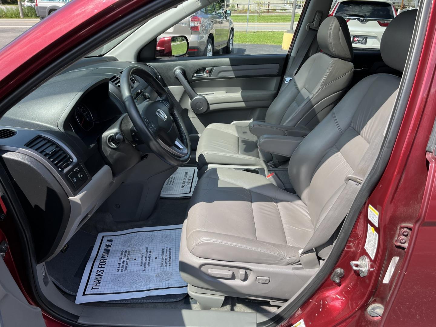 2009 Red /Gray Honda CR-V EX-L 4WD 5-Speed AT (5J6RE48749L) with an 2.4L I4 DOHC 16V engine, Automatic transmission, located at 11115 Chardon Rd. , Chardon, OH, 44024, (440) 214-9705, 41.580246, -81.241943- Photo#15